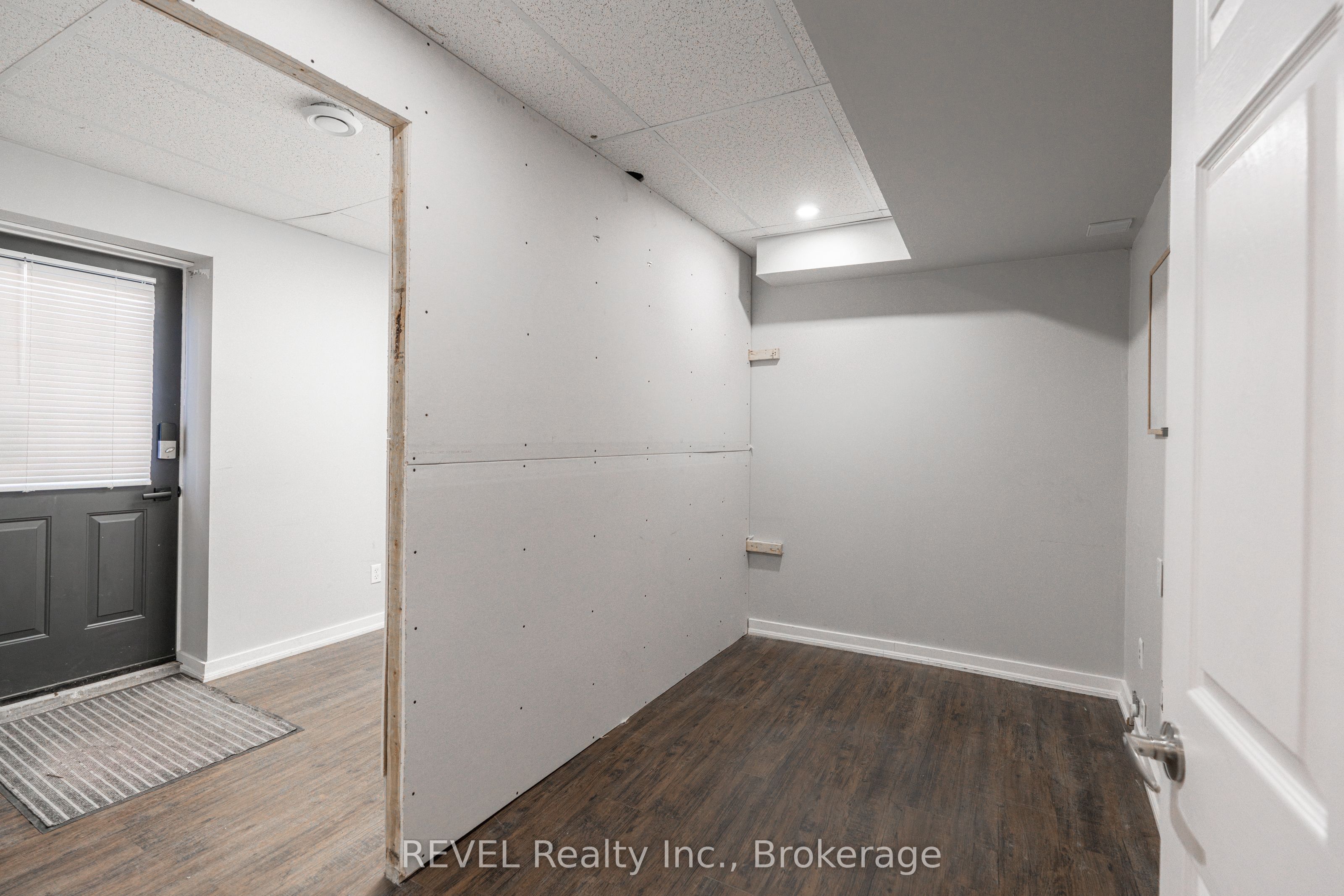 782 Canboro Road Property Photo 24
