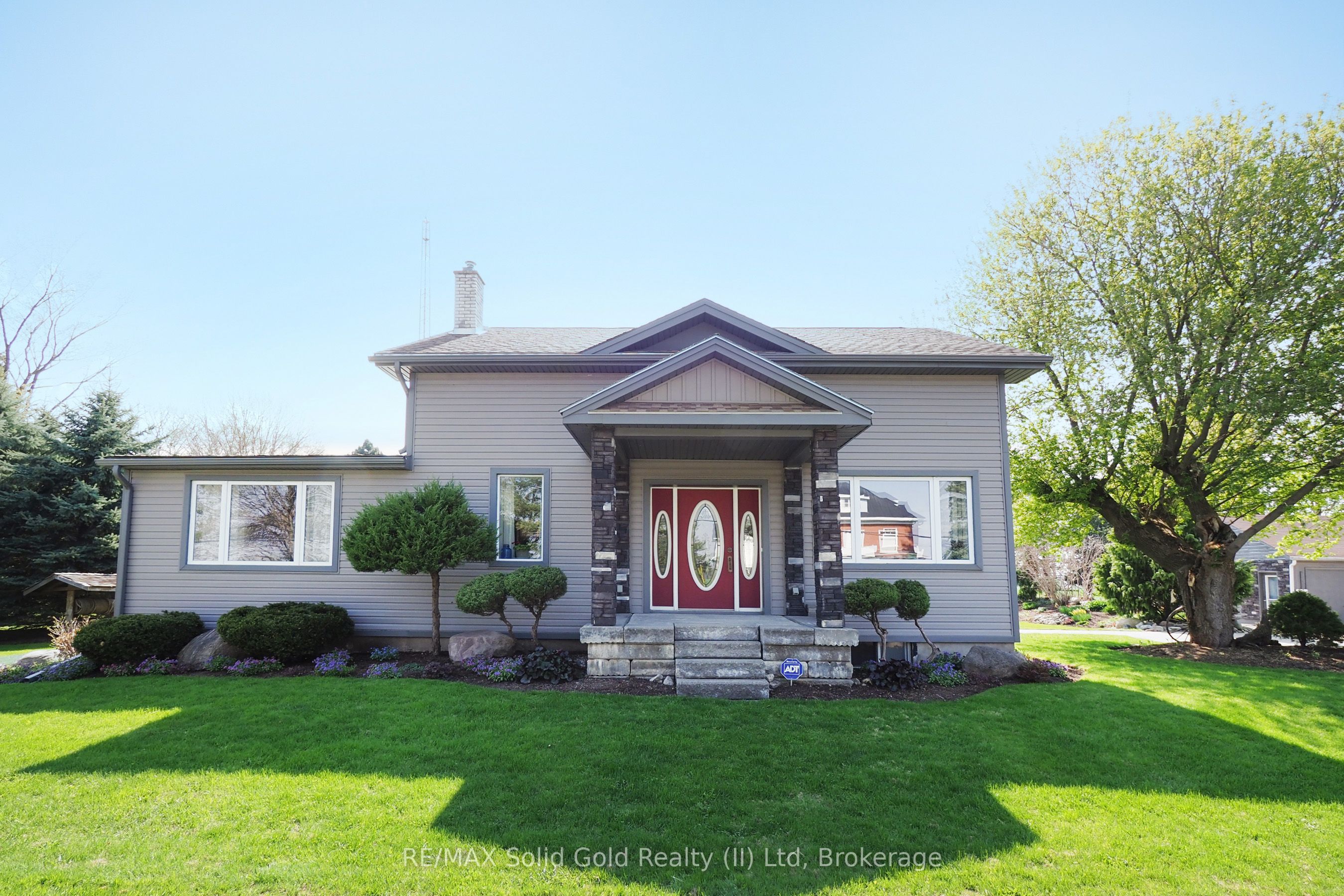 681 Sawmill Road Property Photo 1