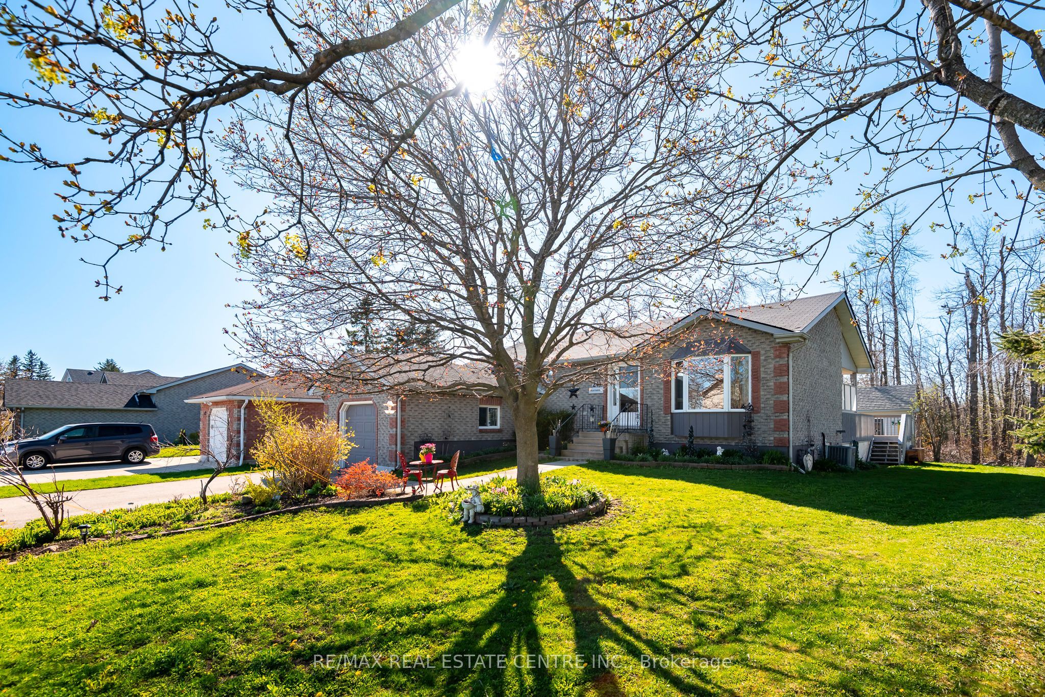 24 Wilson Cres Property Photo