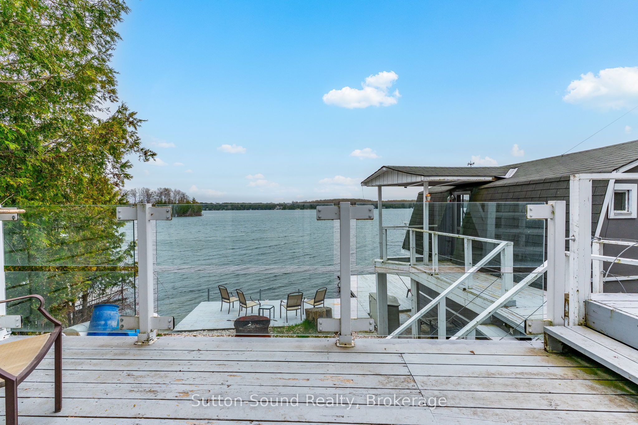 24 Islandview Drive Property Photo 7