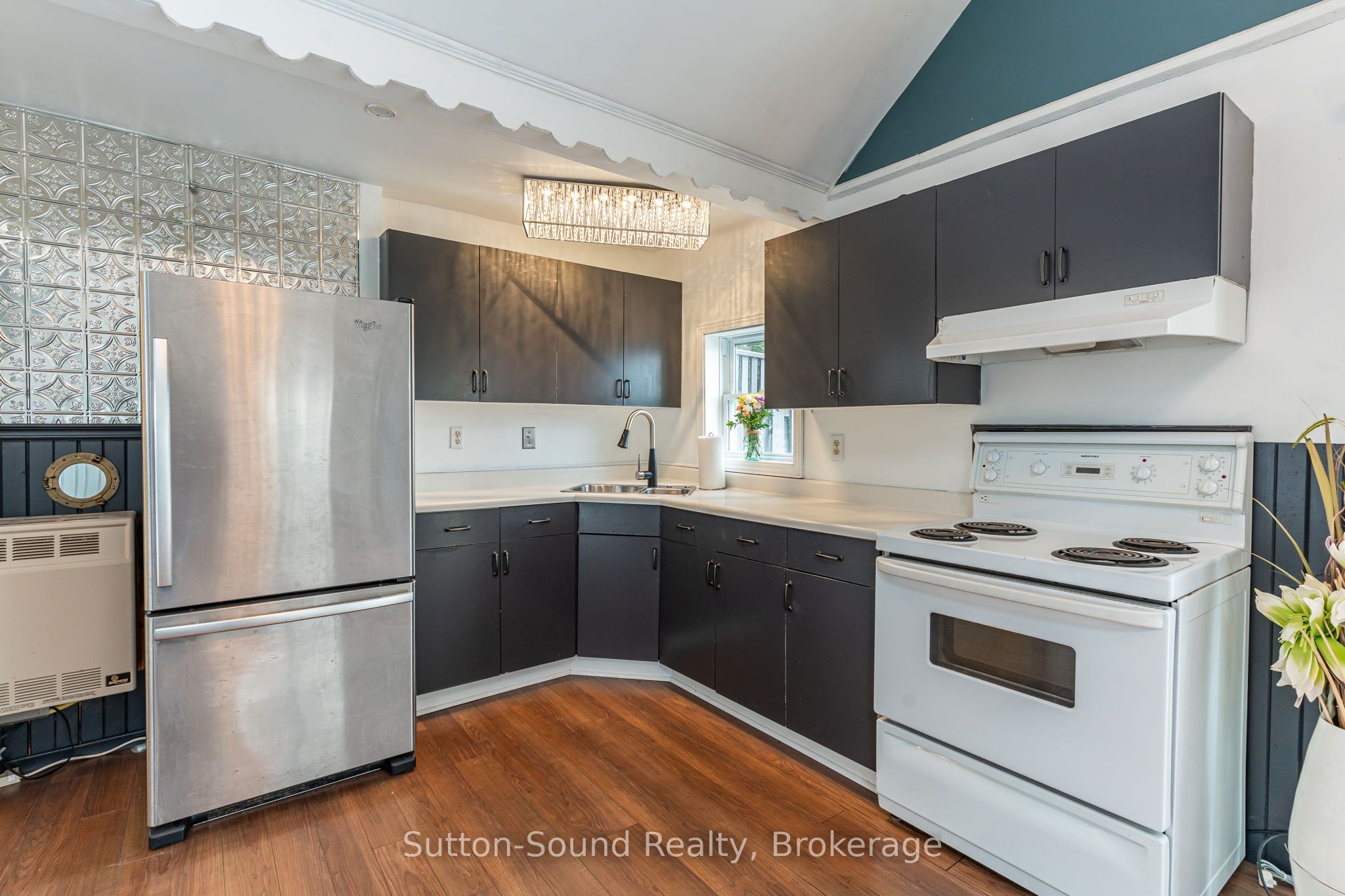 24 Islandview Drive Property Photo 18