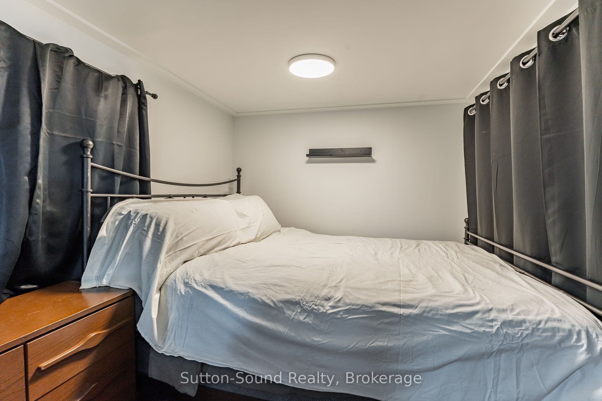 24 Islandview Drive Property Photo 28