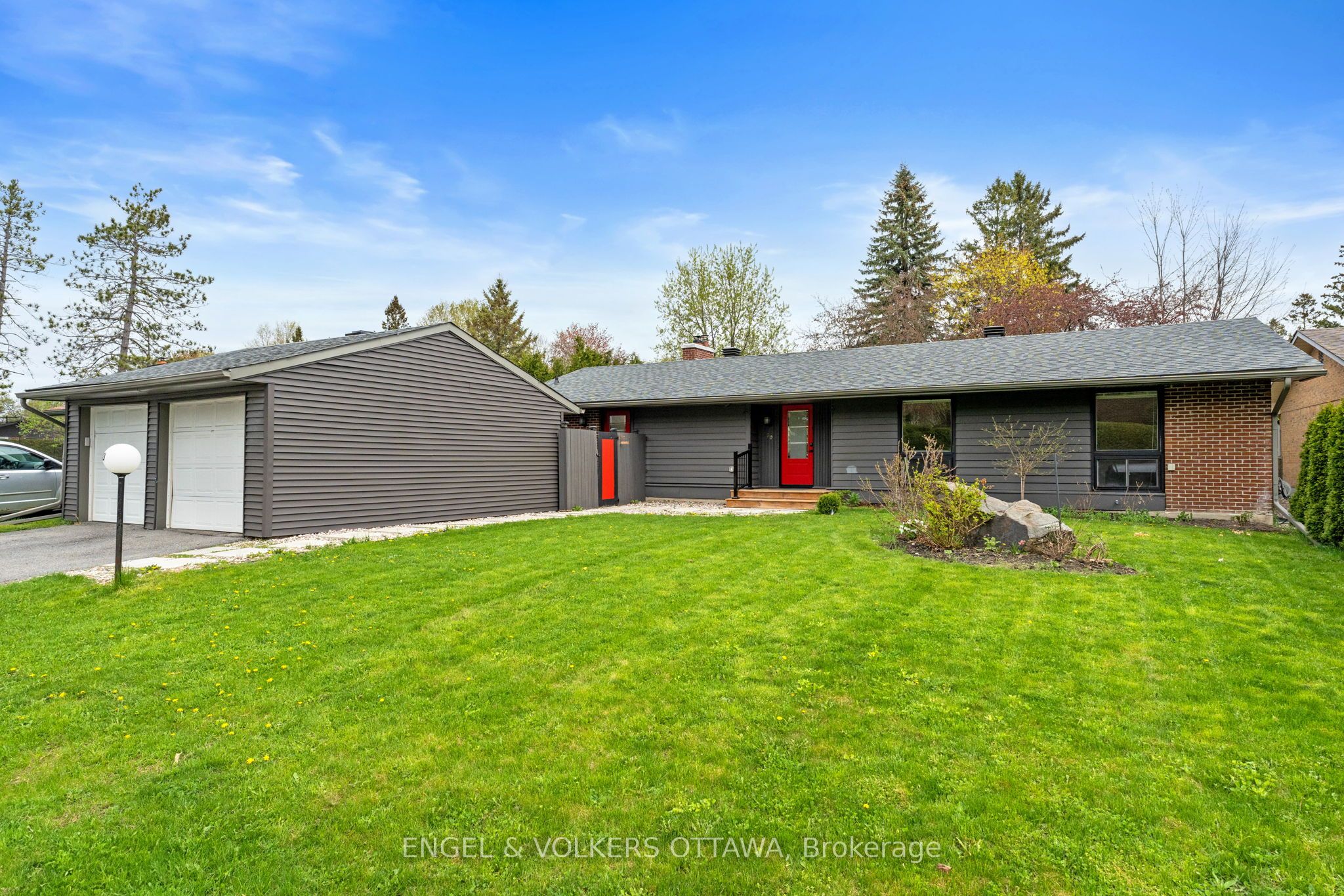 70 Varley Drive Property Photo 1