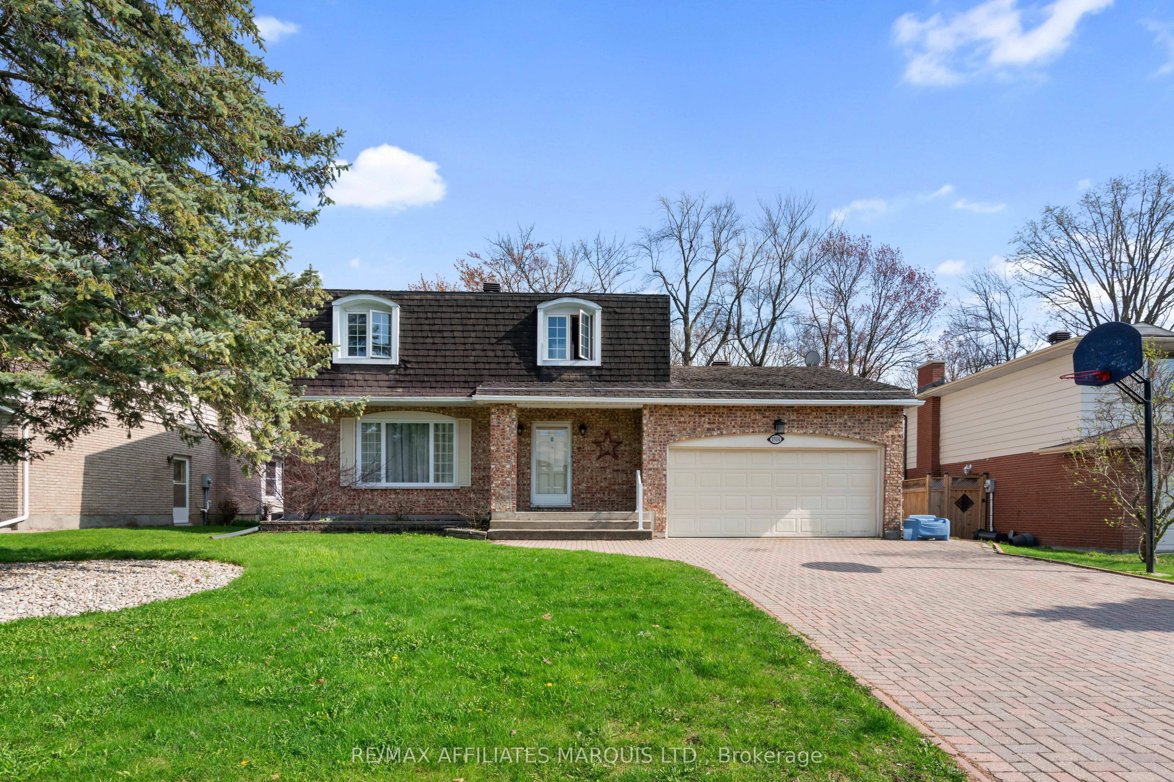1514 Catherine Street Property Photo 2