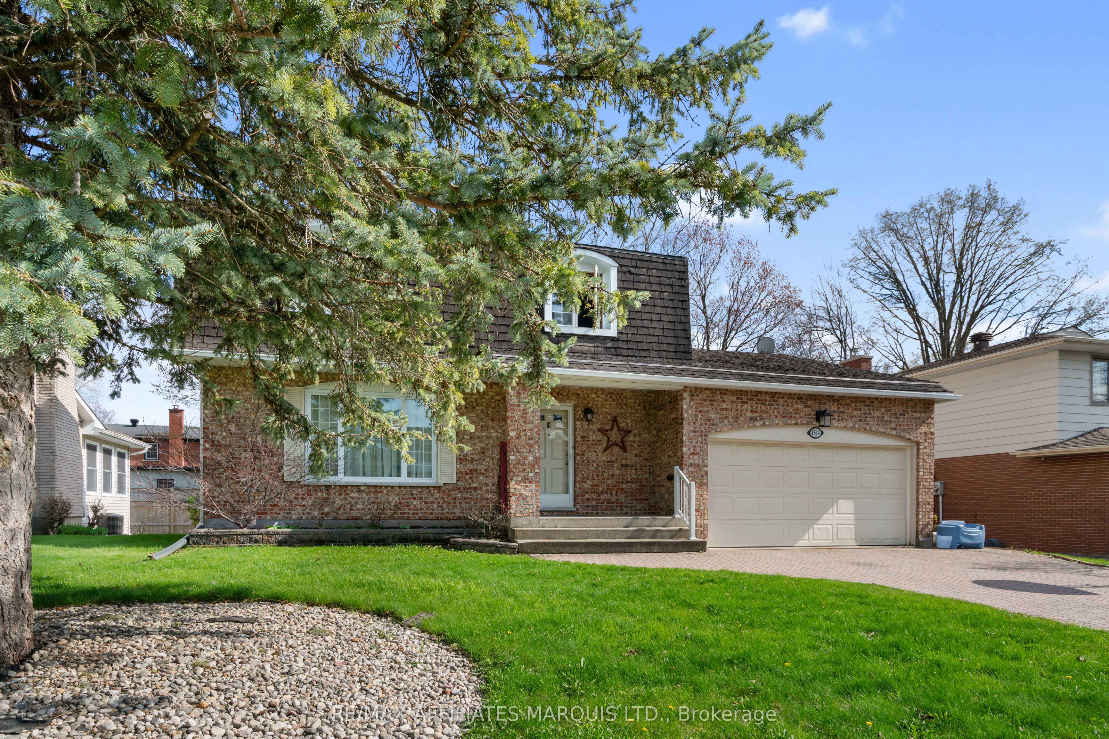1514 Catherine Street Property Photo 4