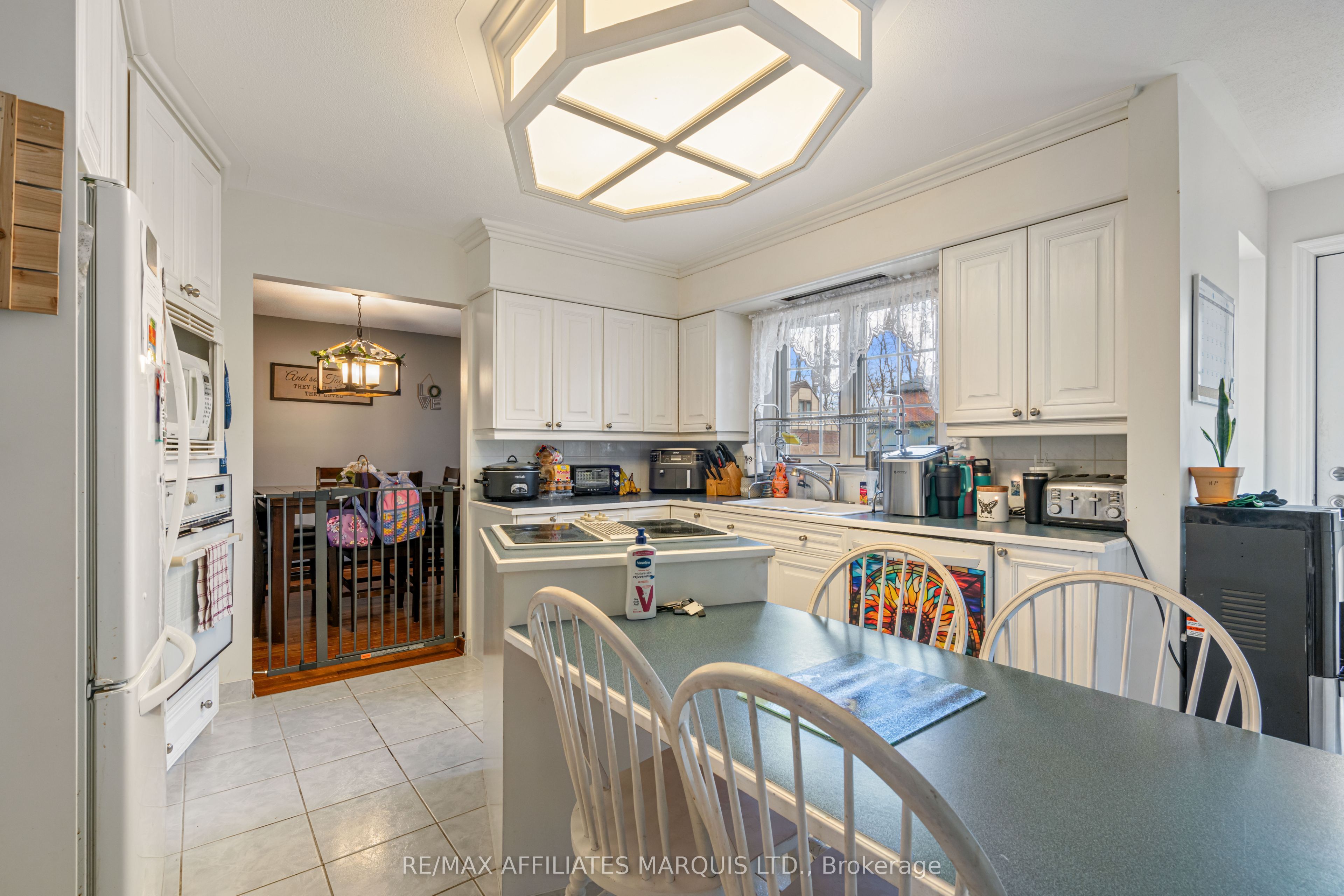 1514 Catherine Street Property Photo 13