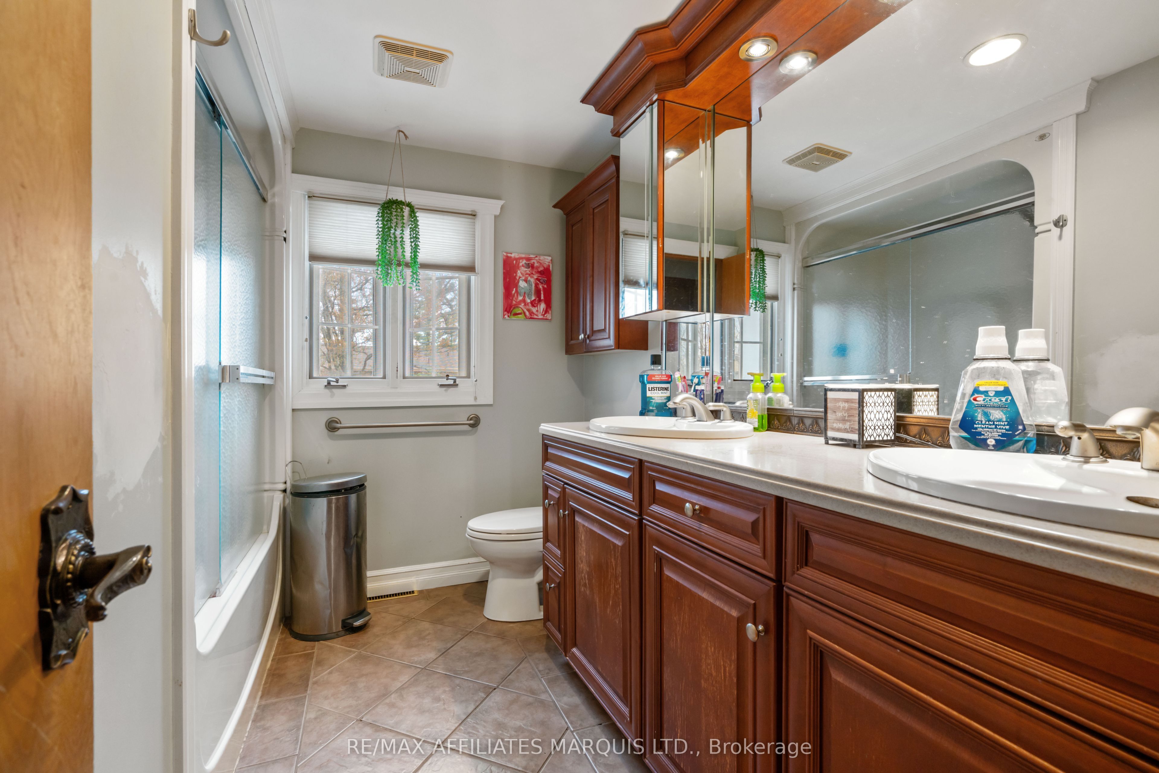1514 Catherine Street Property Photo 29