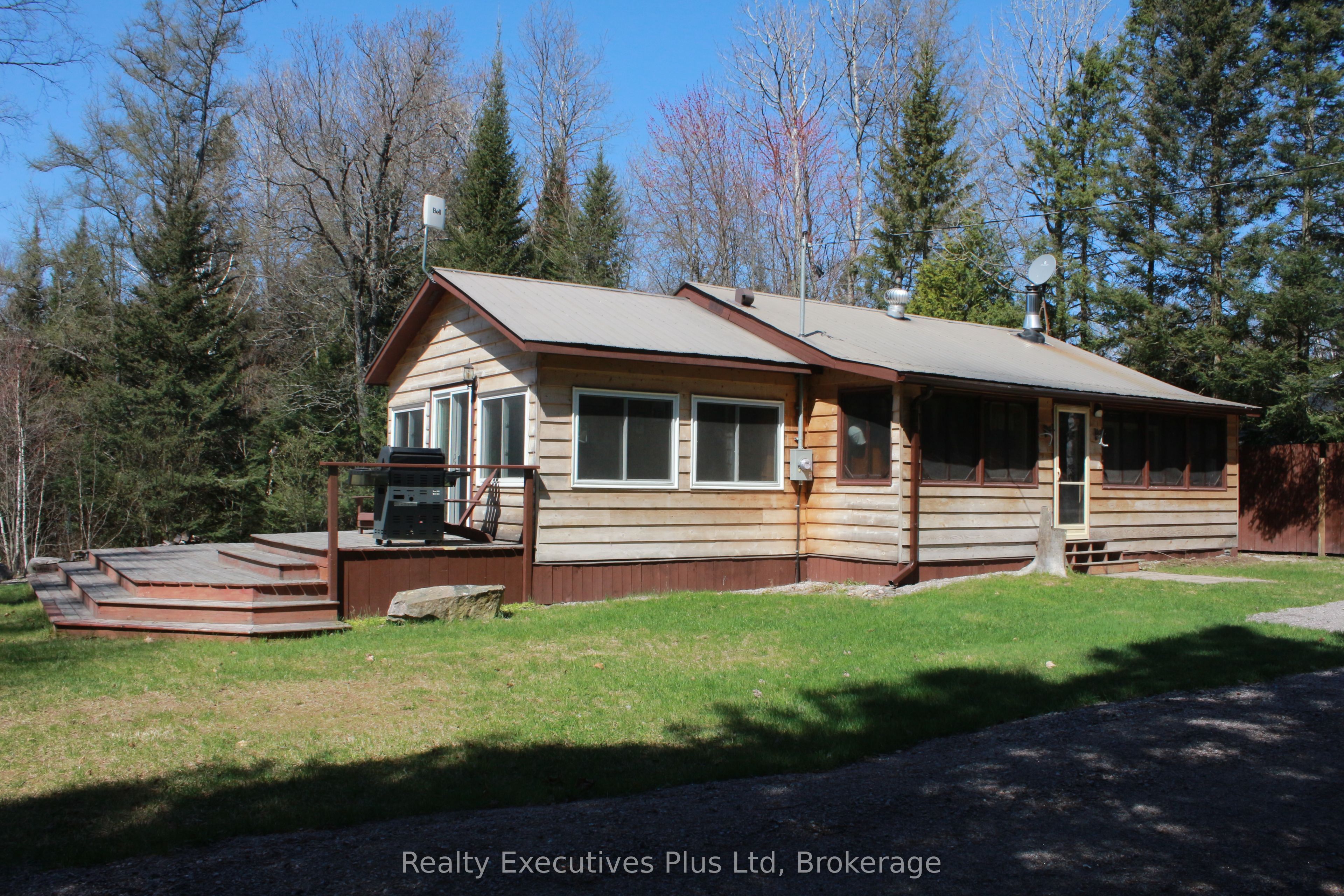 502 Deer Lake Road Property Photo 2