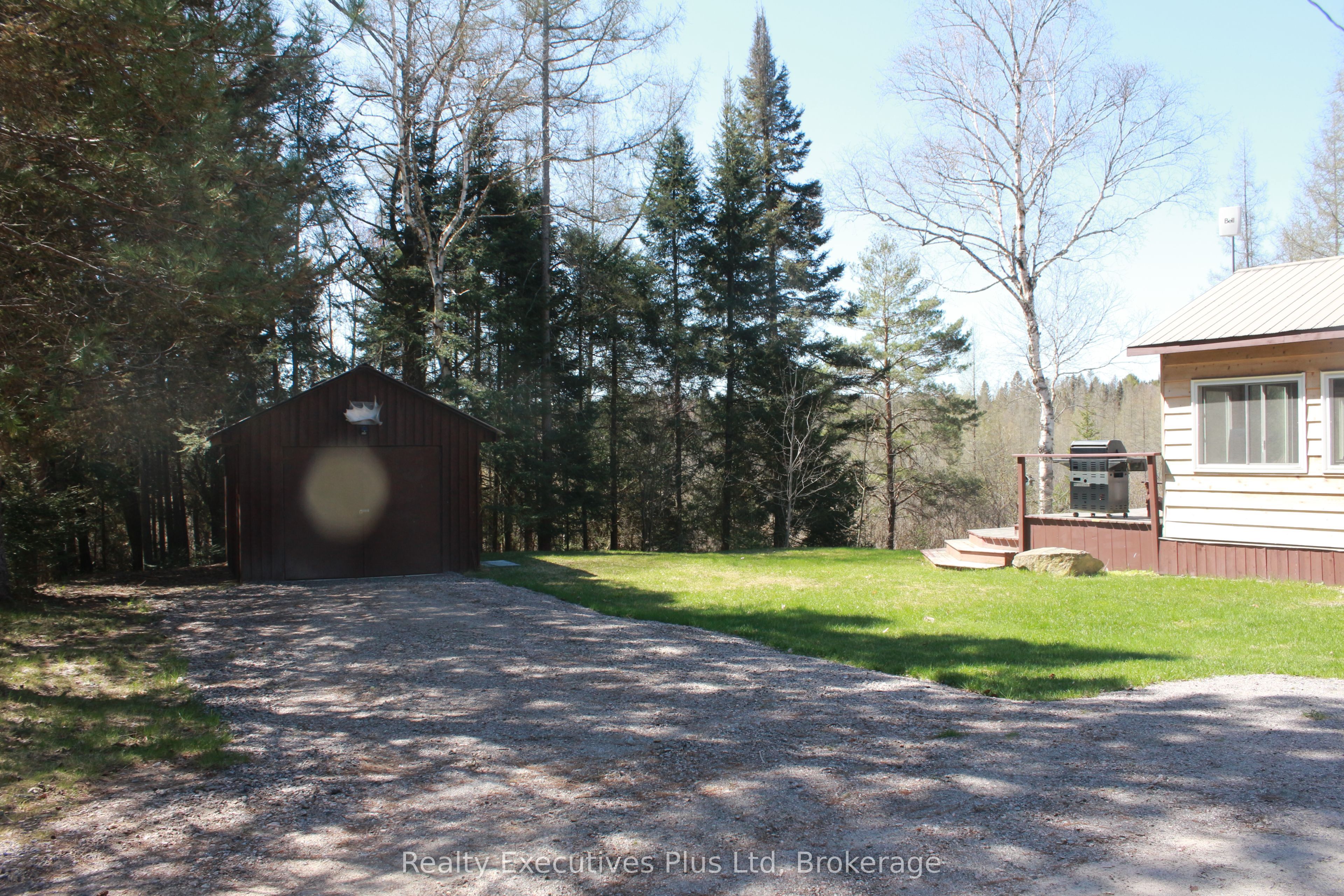 502 Deer Lake Road Property Photo 7