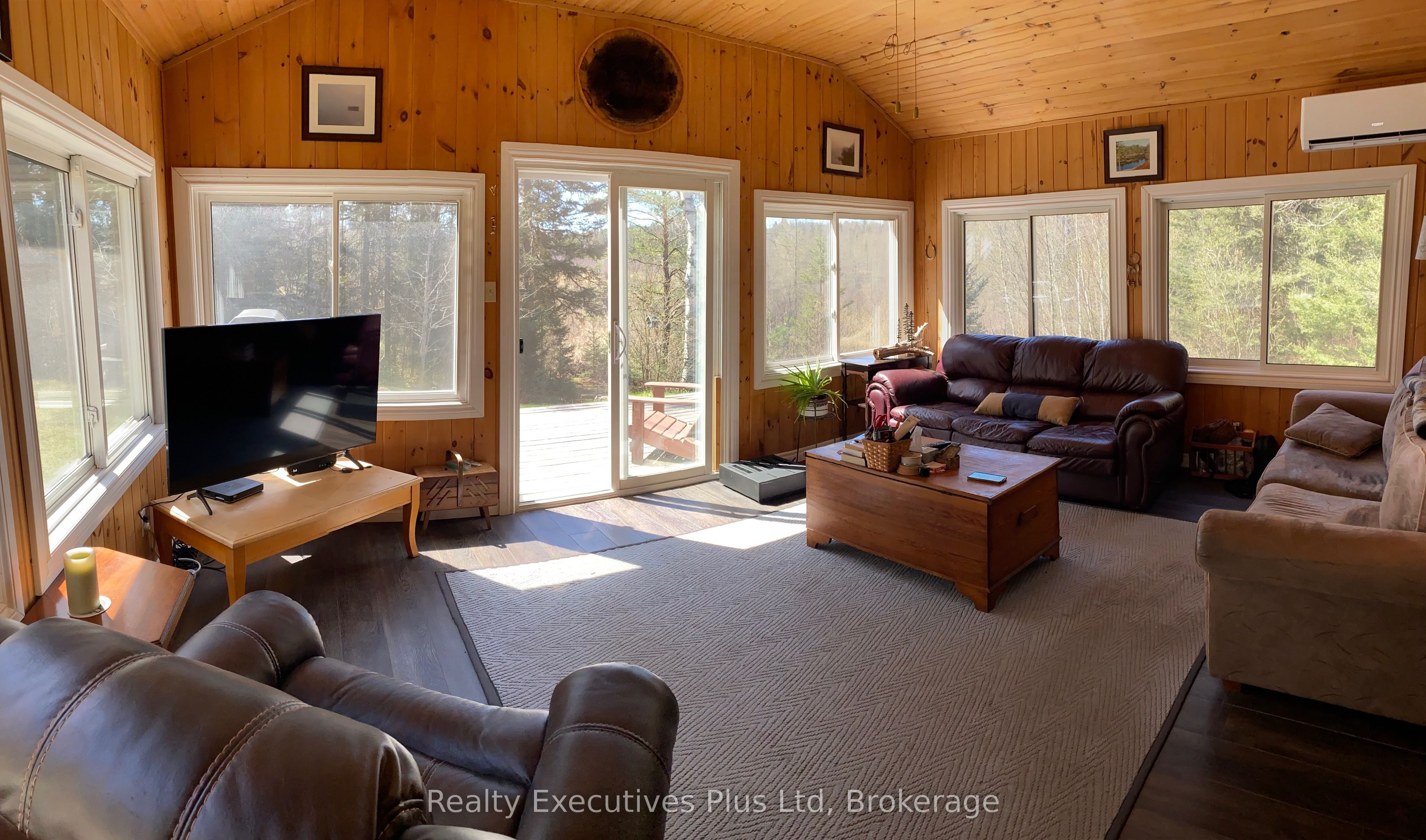 502 Deer Lake Road Property Photo 17