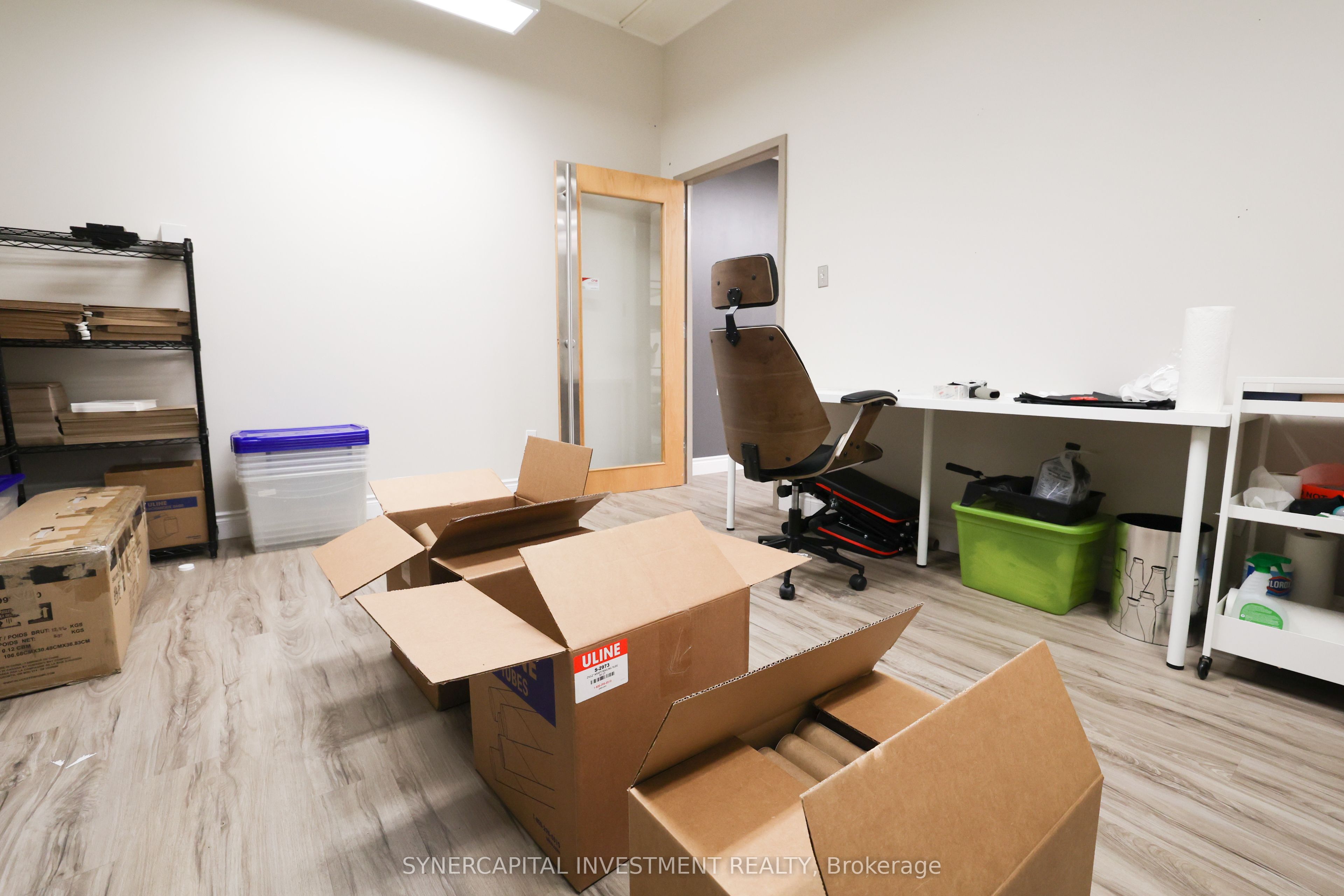 1376 Bank Street B100 Property Photo 8