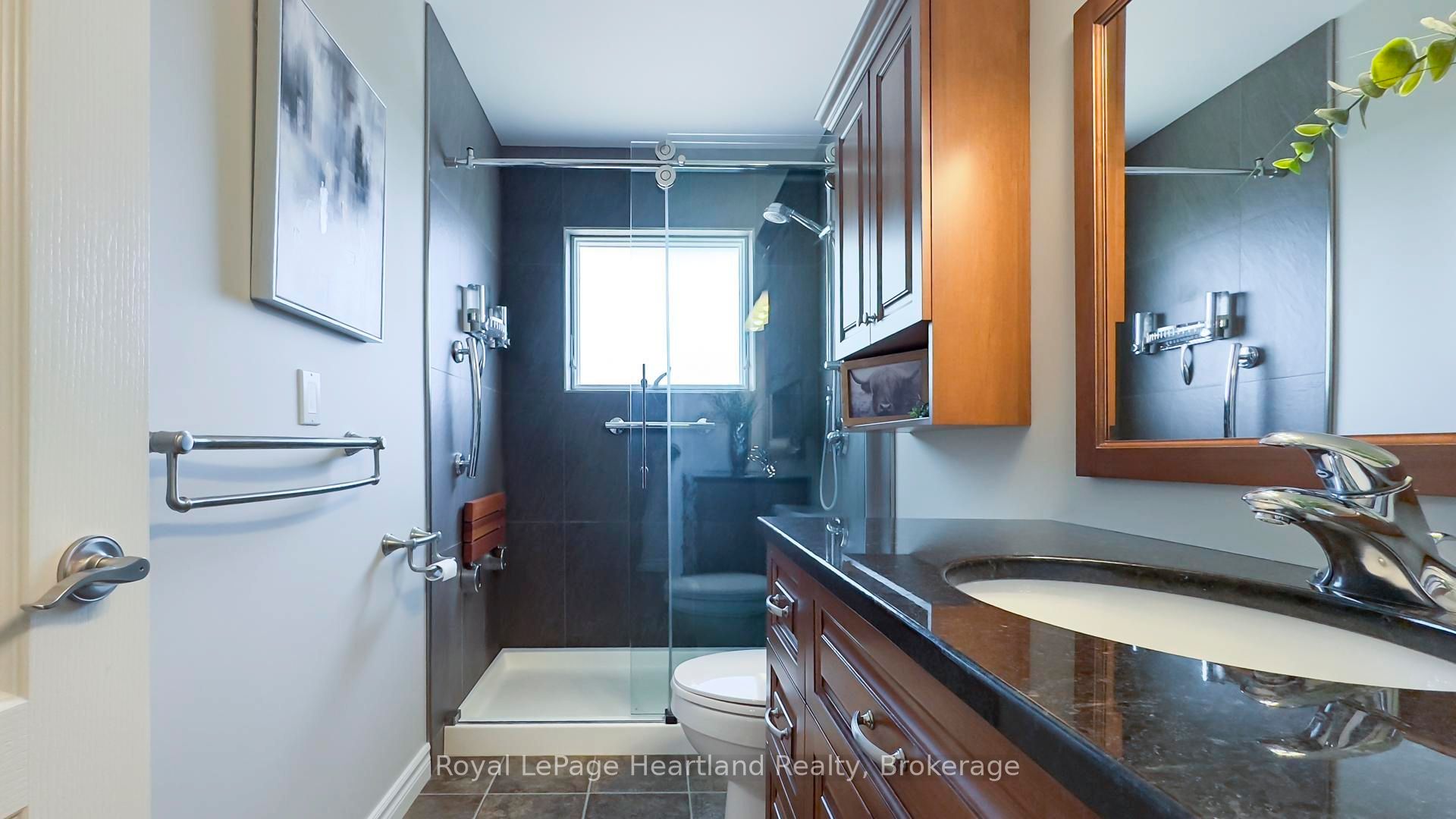 333 Ontario Street Property Photo 15