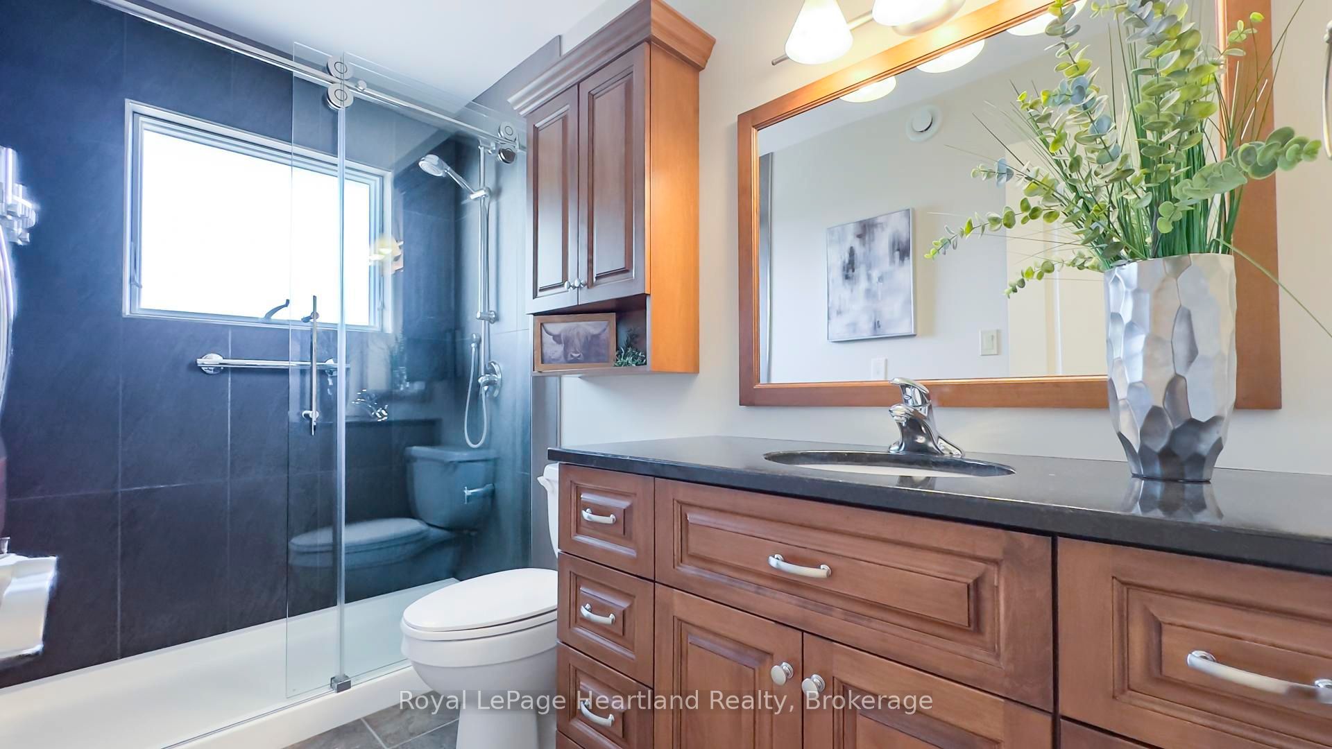 333 Ontario Street Property Photo 16
