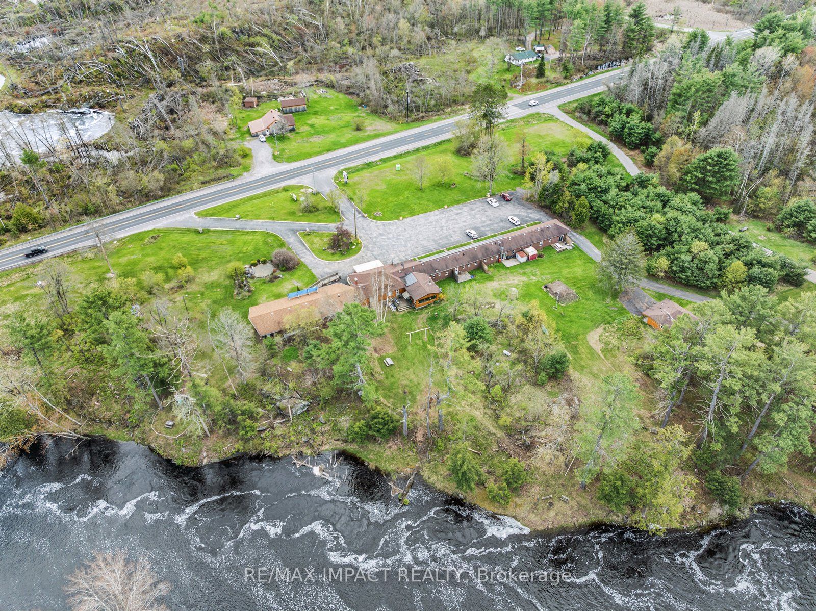 108575 Highway 7 Highway Property Photo 2