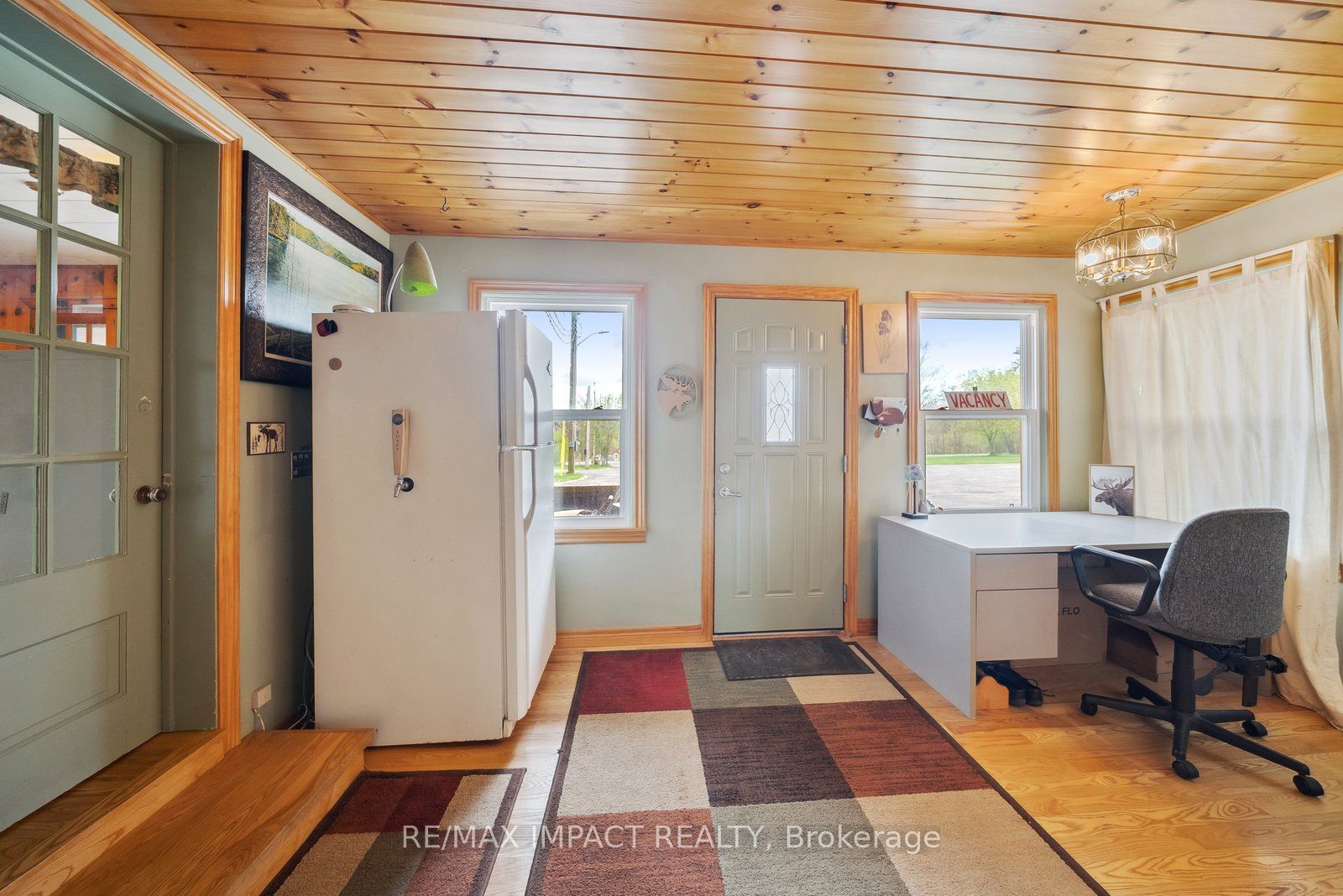 108575 Highway 7 Highway Property Photo 9