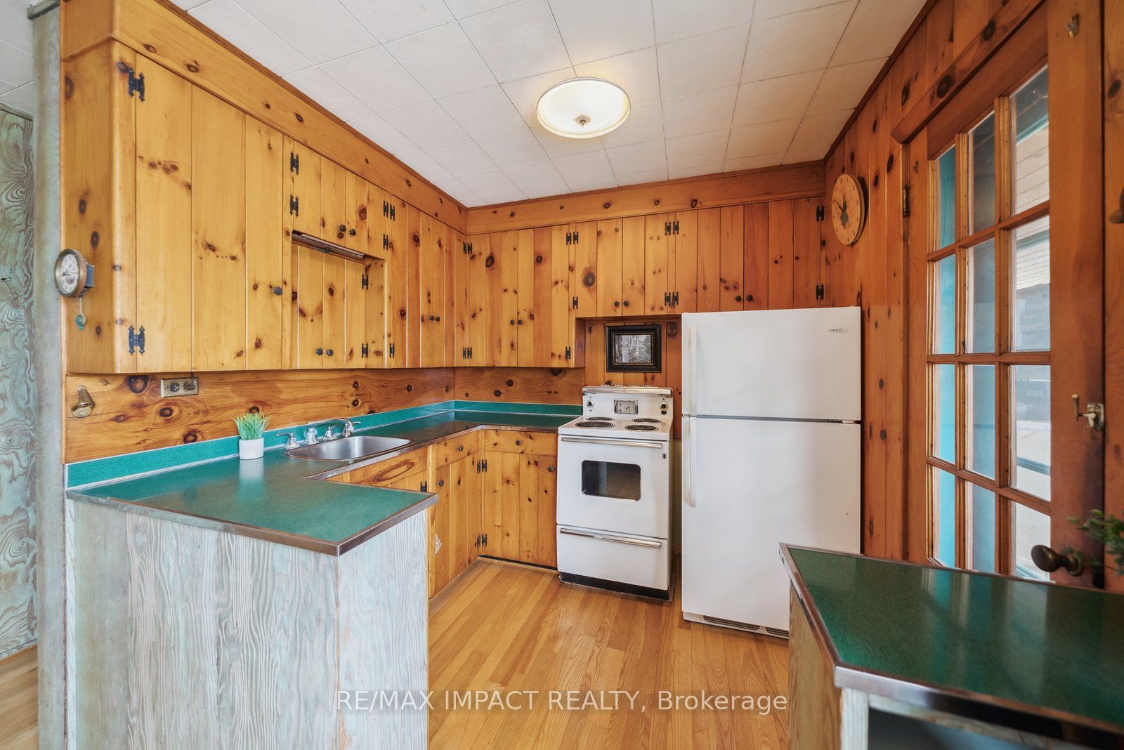 108575 Highway 7 Highway Property Photo 21