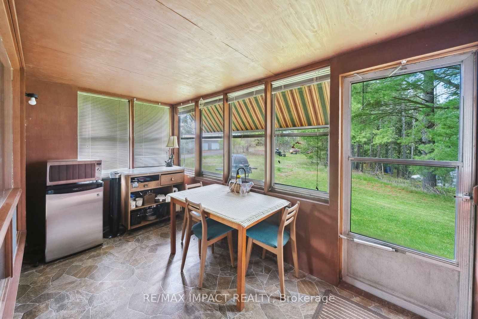 108575 Highway 7 Highway Property Photo 39