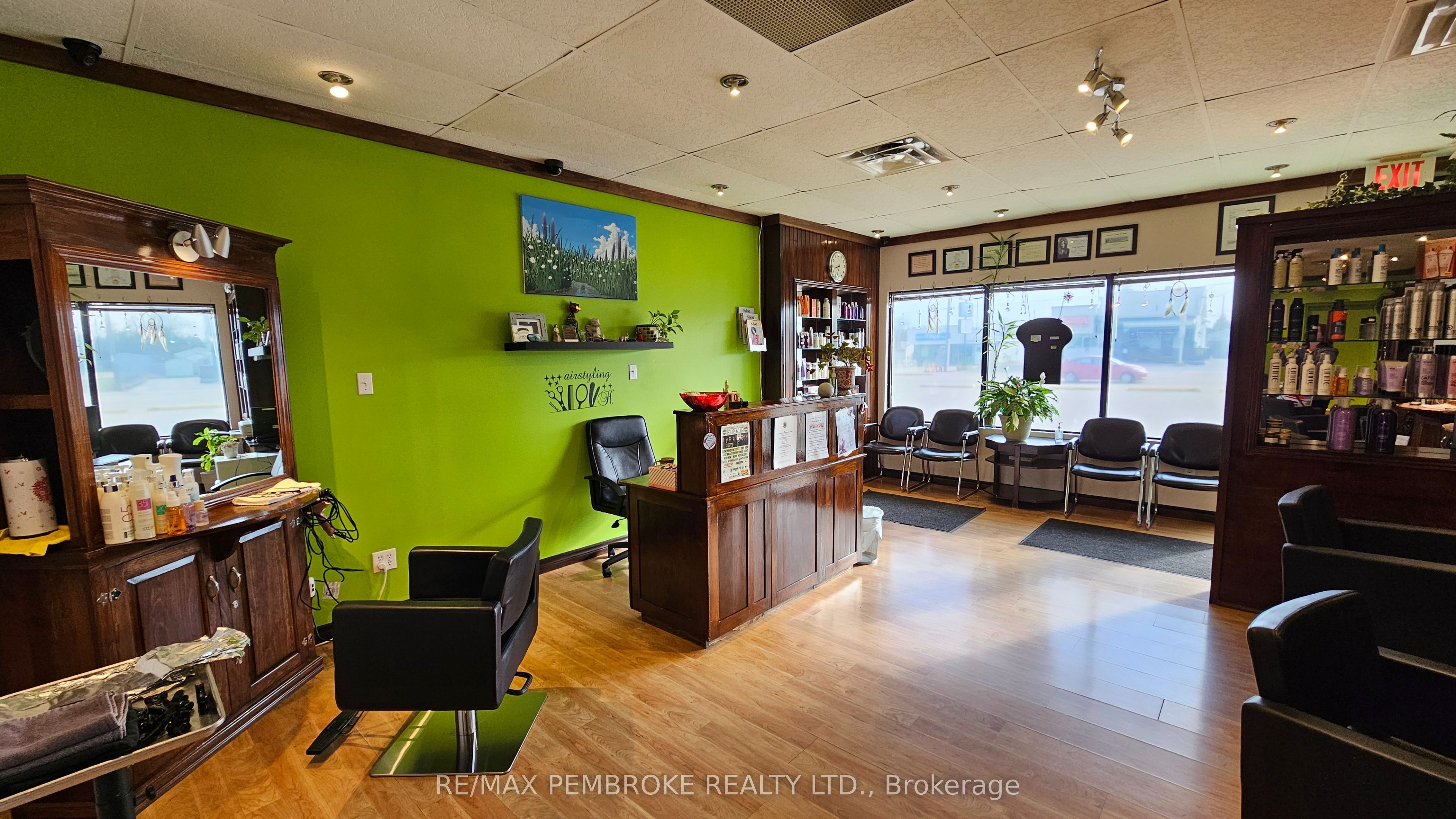 3468 Petawawa Boulevard C Property Photo 8