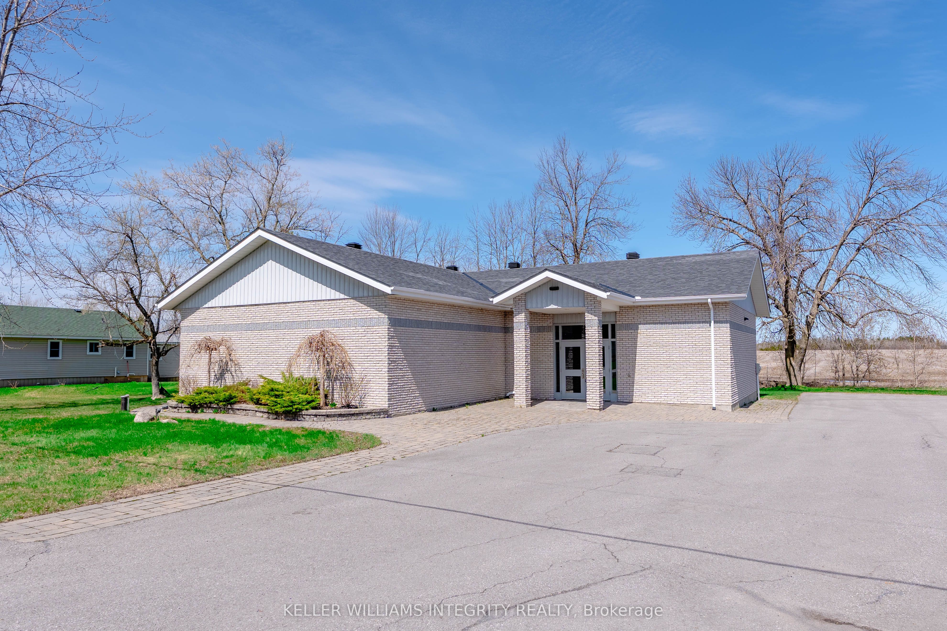 14233 County Rd 18 Road Property Photo