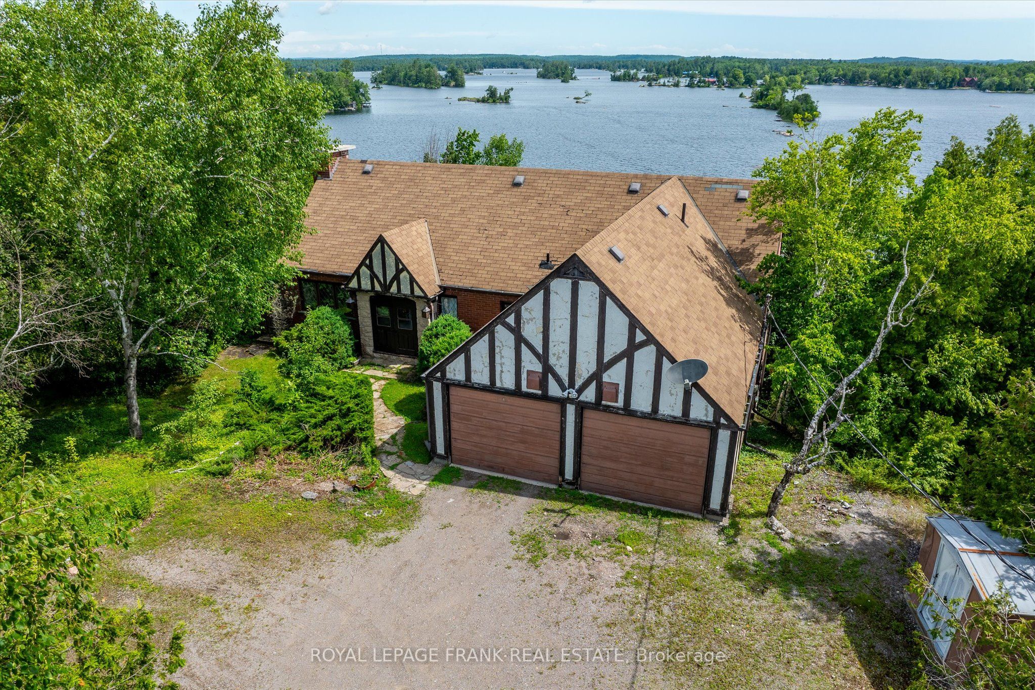 1194 Birchview Road Property Photo 1