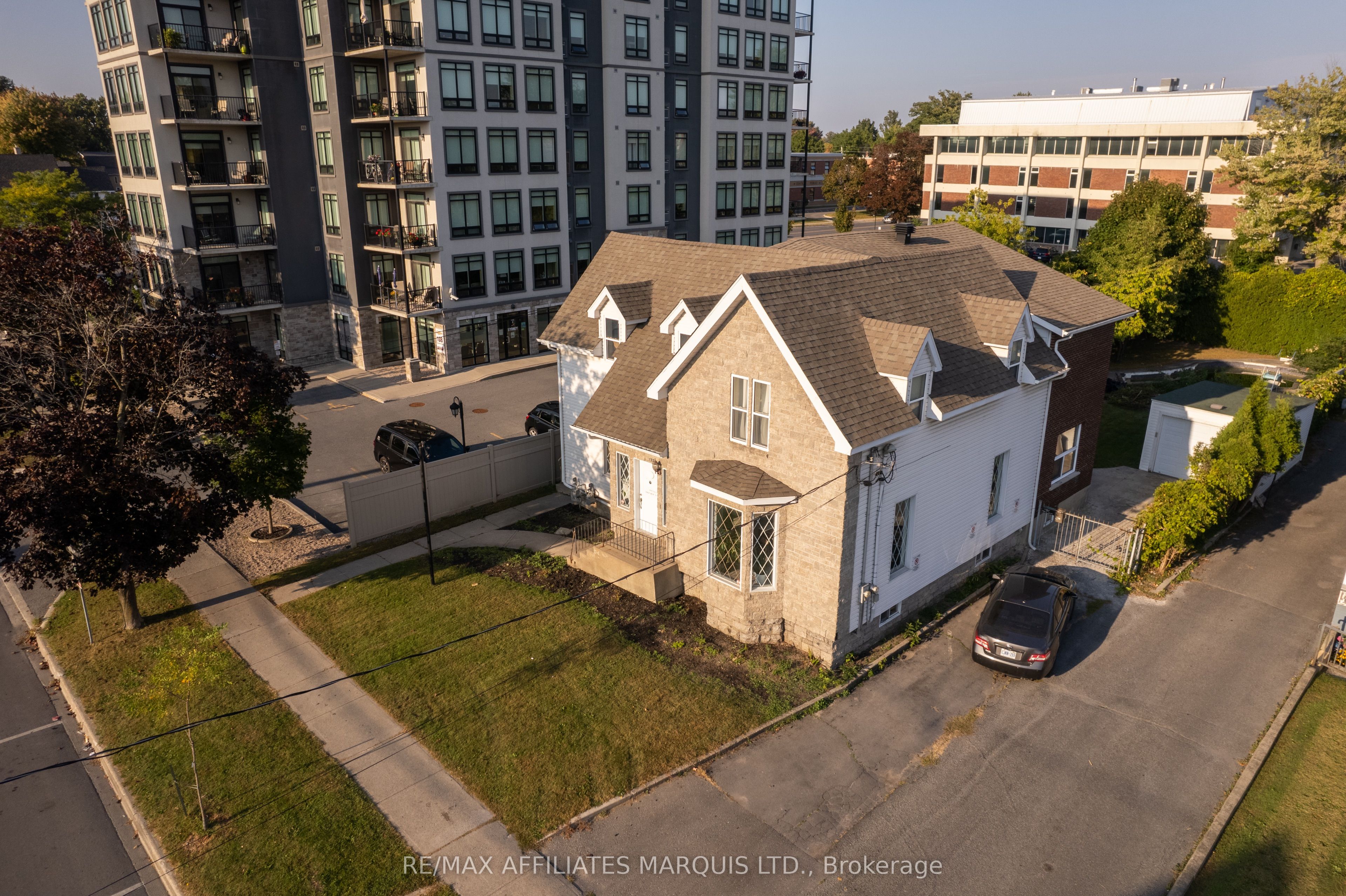 133 Sydney St Property Photo 1