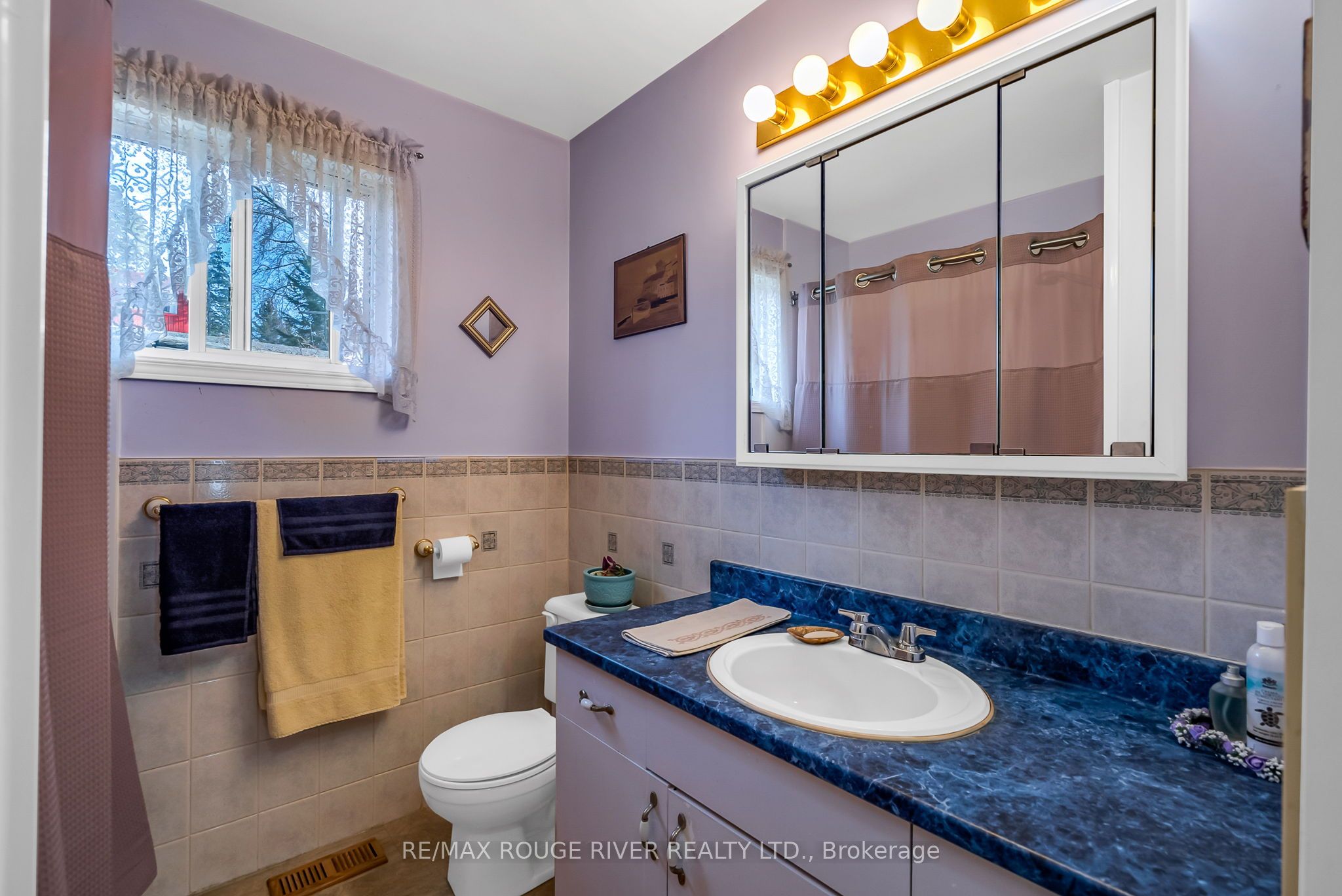5454 Lakeshore Drive Property Photo 16