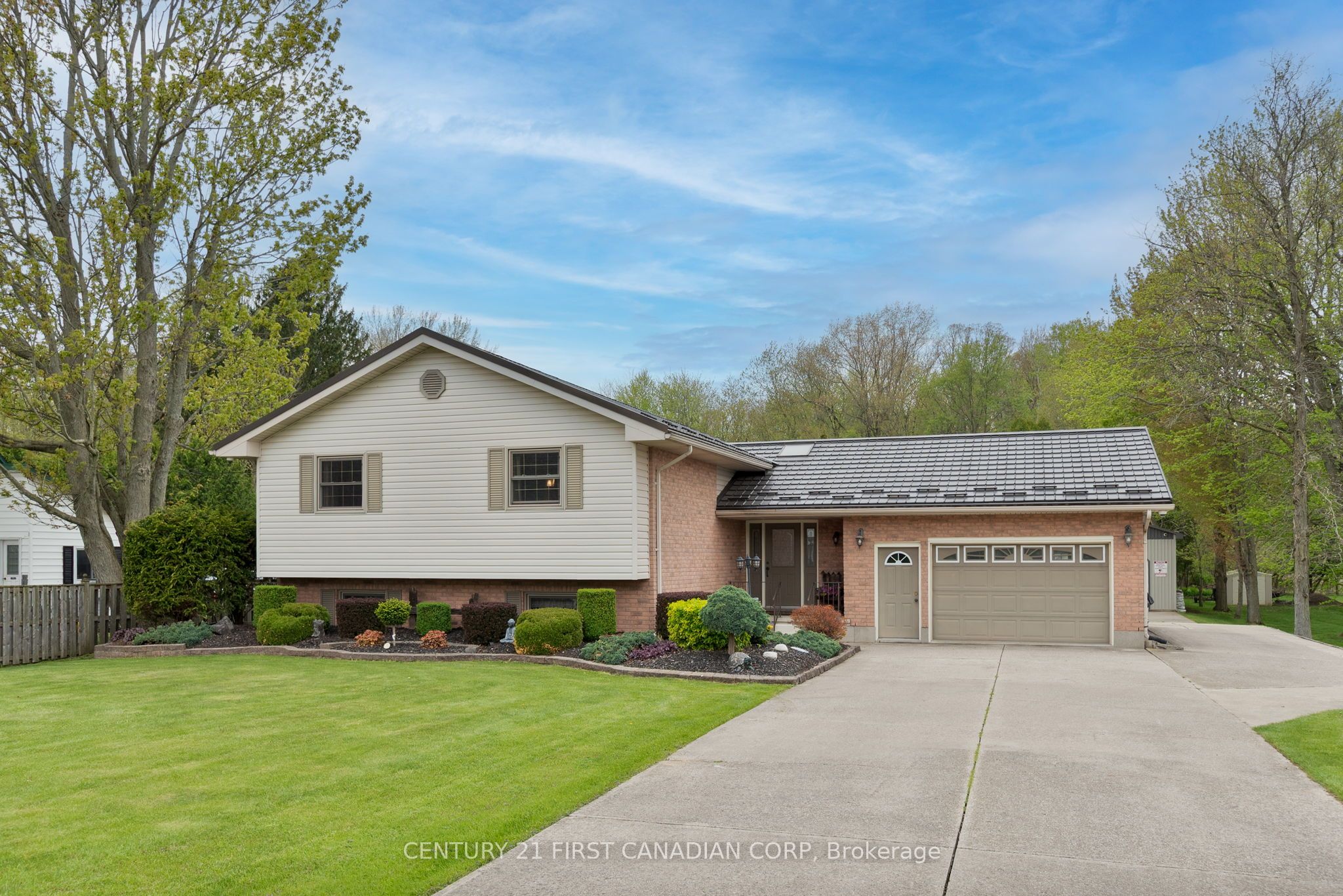 24764 Pioneer Line Property Photo