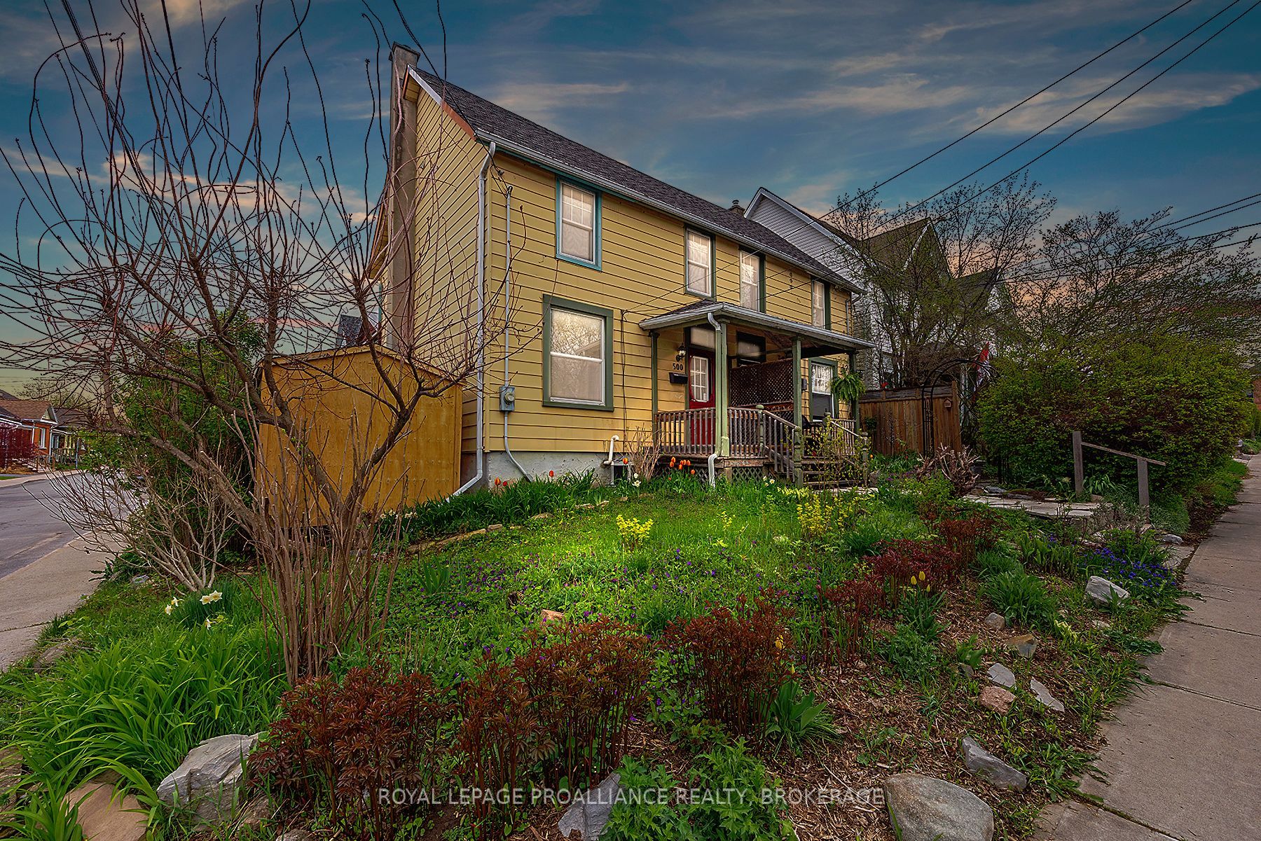 500 Barrie Street Property Photo 1