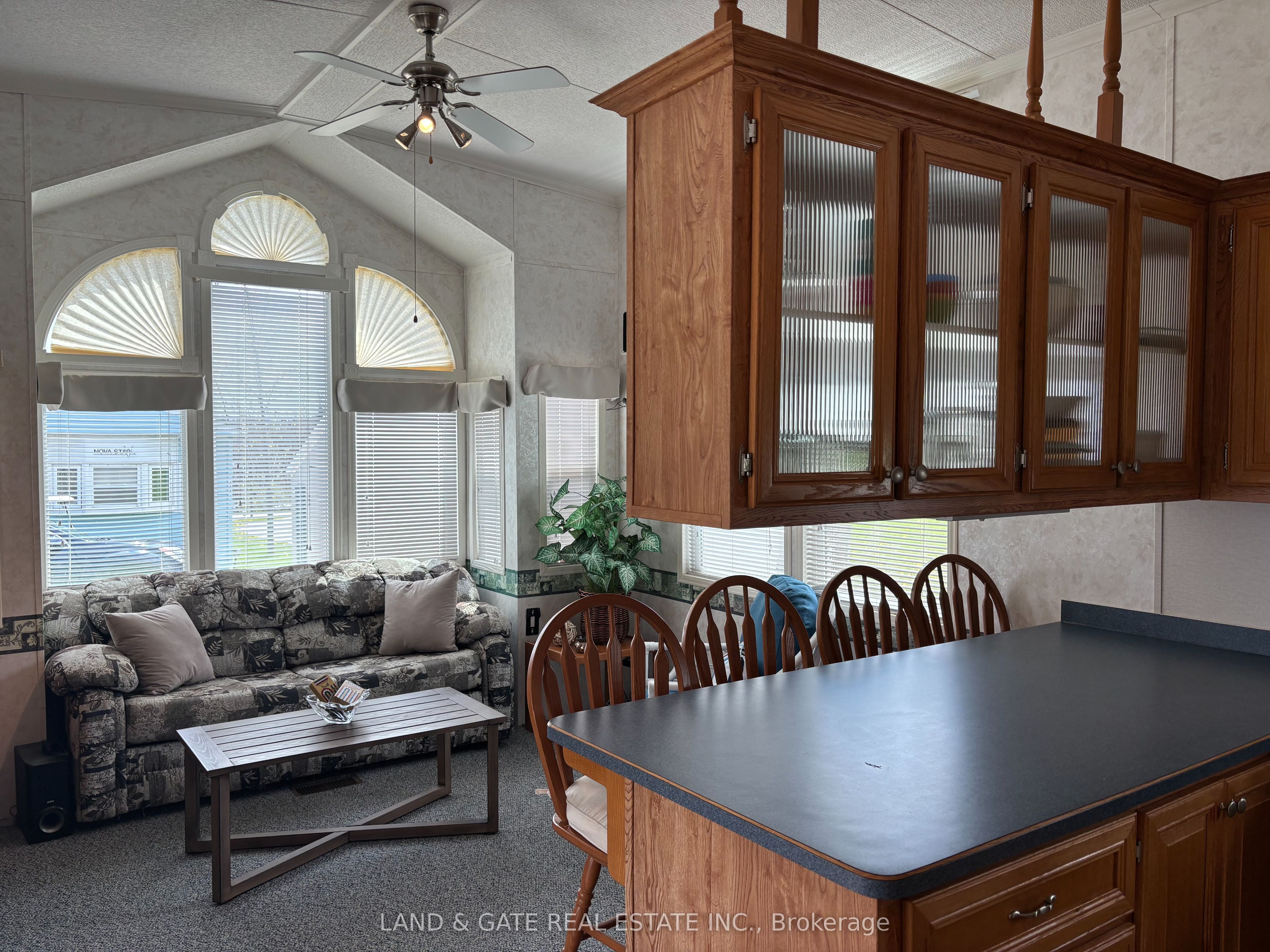 #181 - 1043 Asphodel 2nd Line Property Photo 7