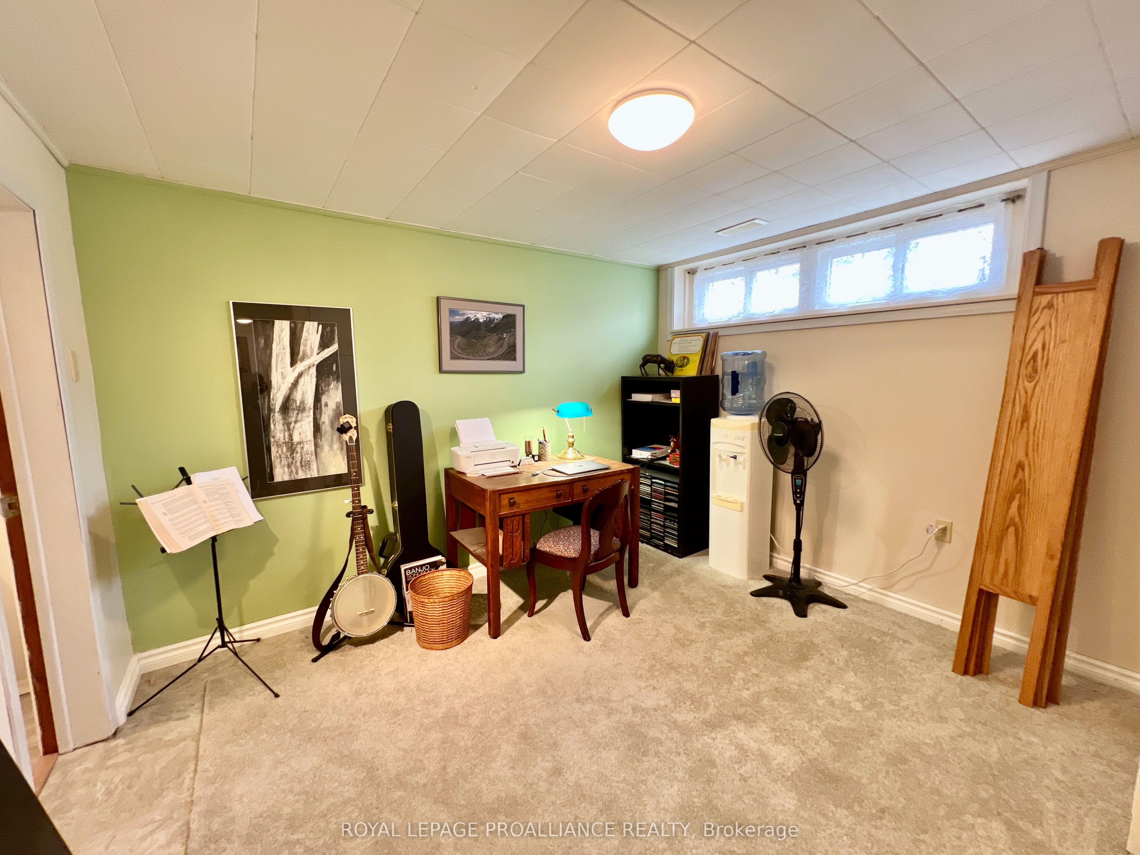 568 Victoria Ave Property Photo 16