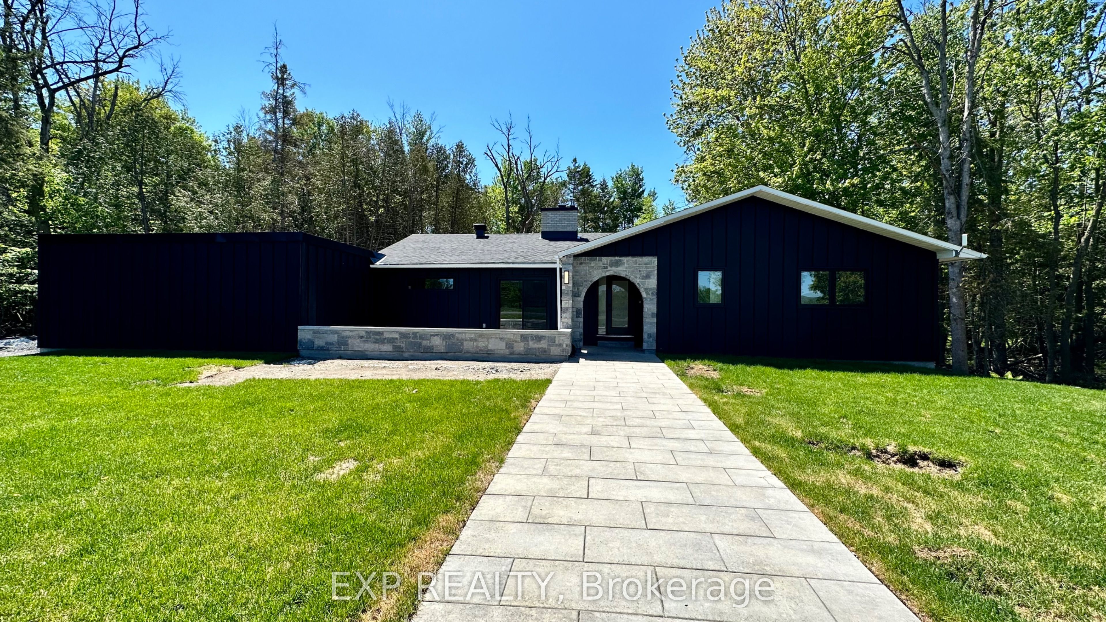 121 Wagon Drive Property Photo