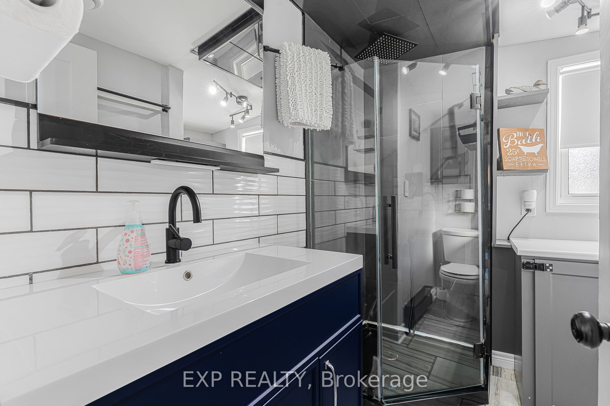 33 Dover Street Property Photo 7