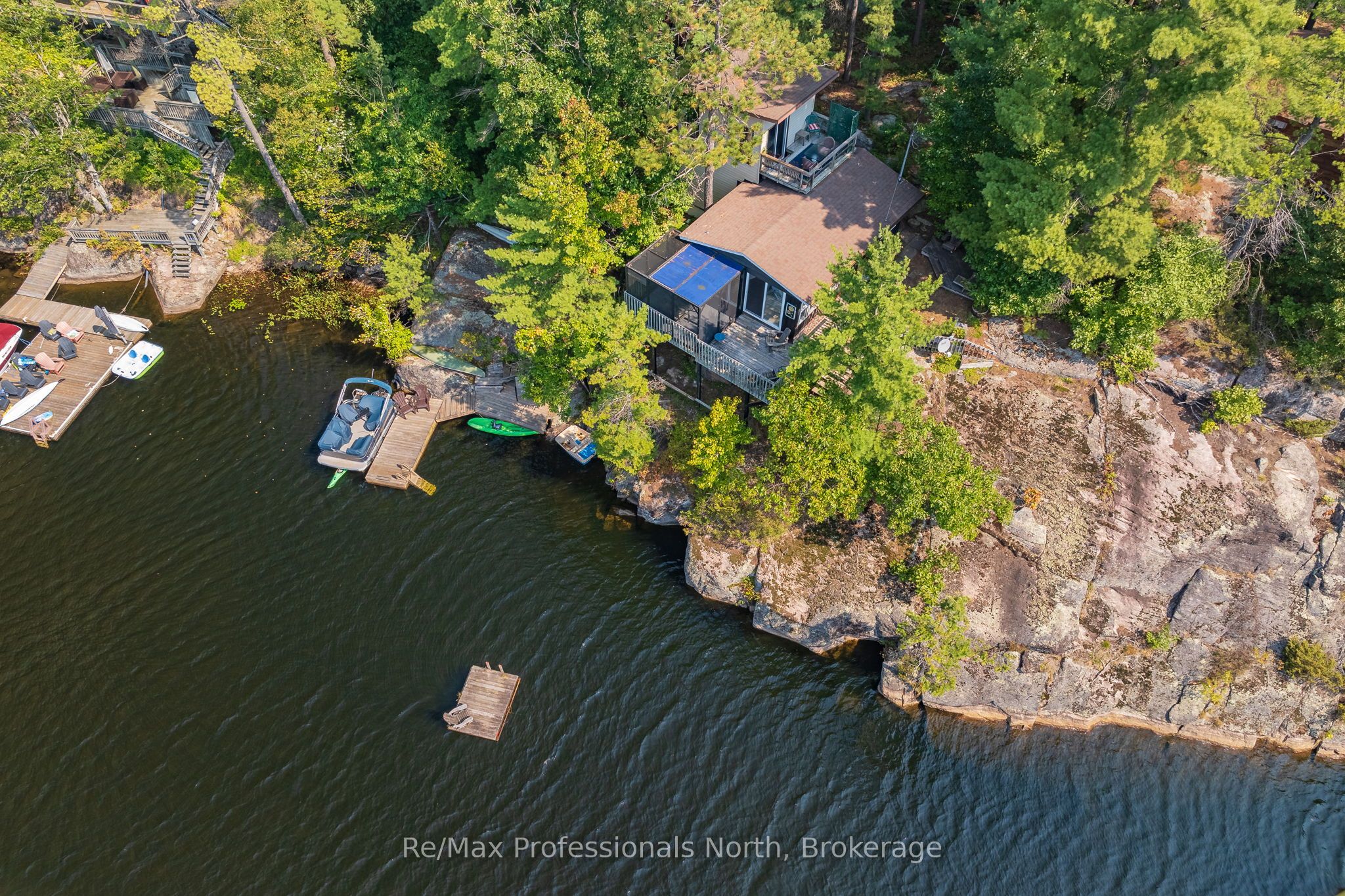 1118 Tomingas Road Property Photo 6