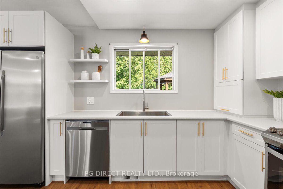 137 Lawson Road Property Photo 6