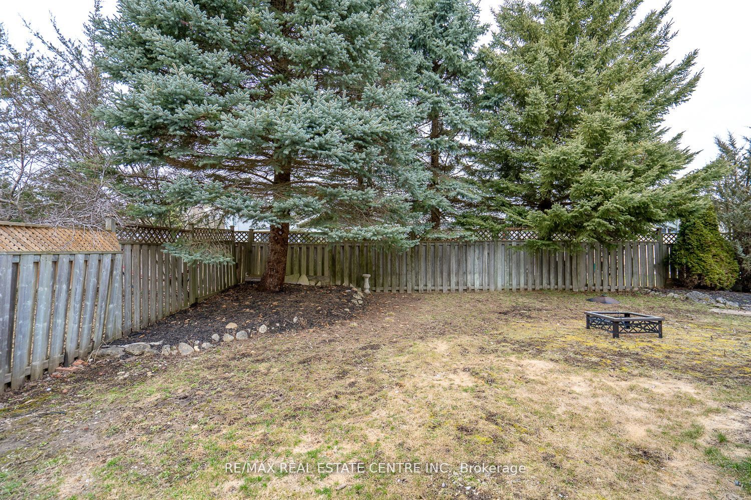 416 Olde Village Lane Property Photo 47
