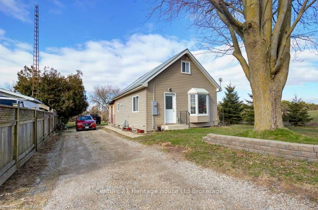 334319 Rossland Line Property Photo 1