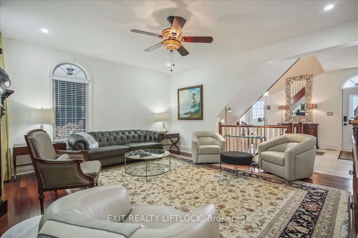 400 5th Line W Property Photo 10