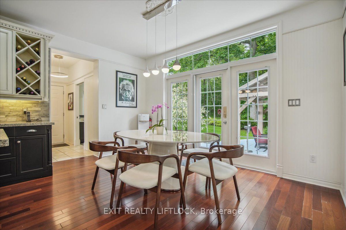 400 5th Line W Property Photo 15