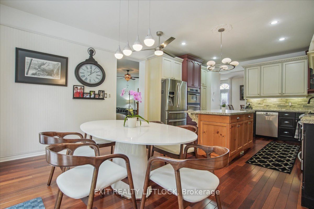 400 5th Line W Property Photo 16