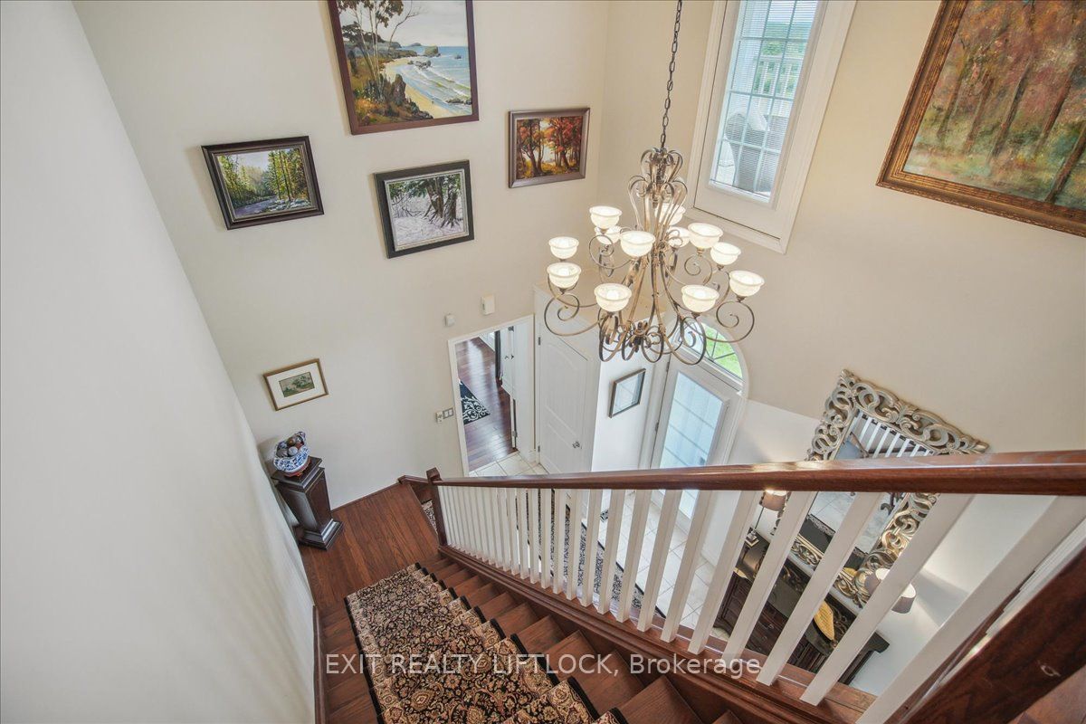 400 5th Line W Property Photo 27