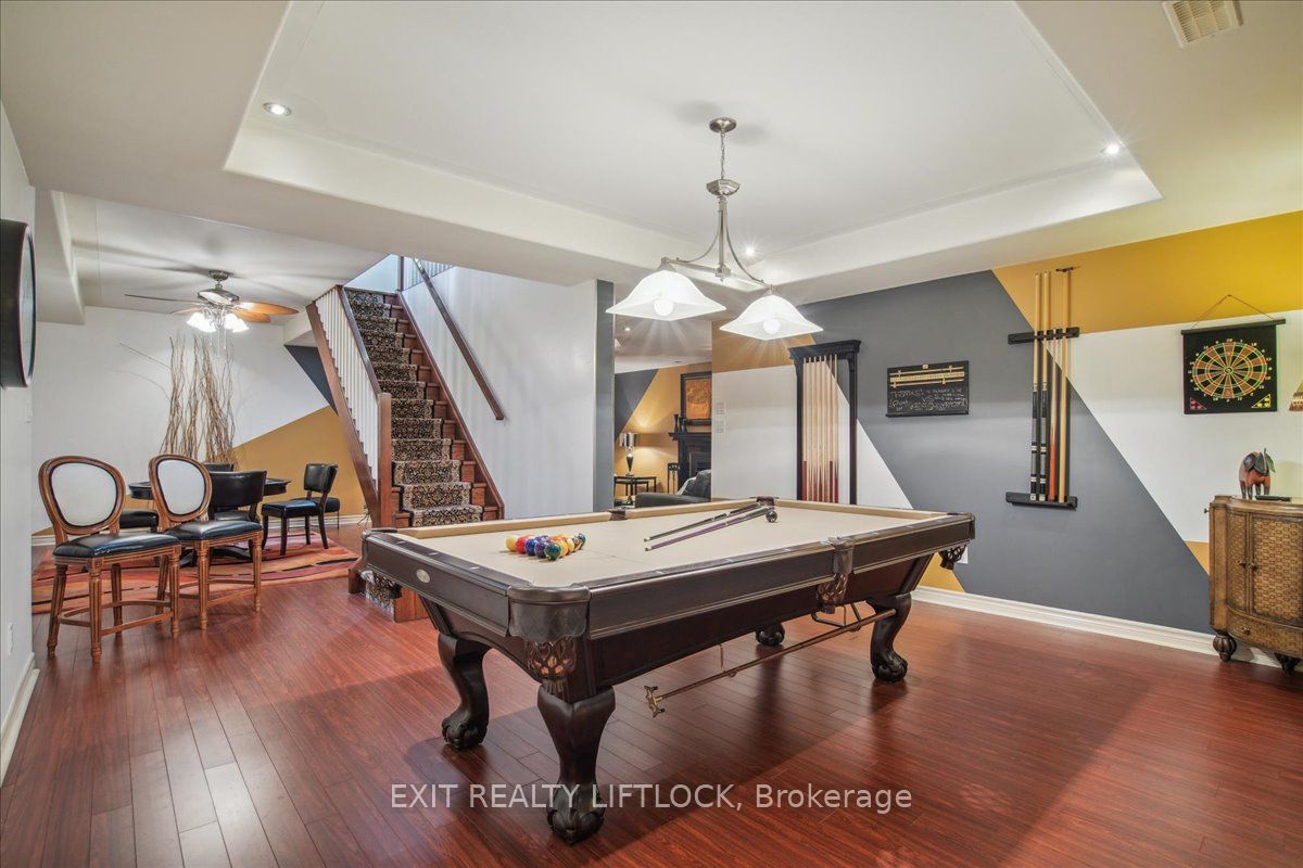 400 5th Line W Property Photo 36