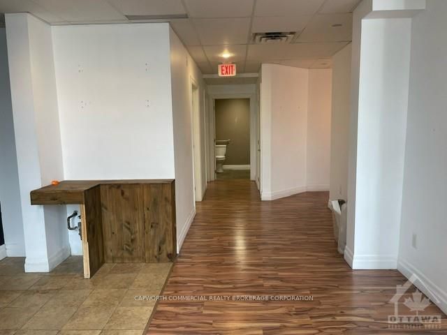#101 & 105 - 722 Pitt Street Property Photo 9