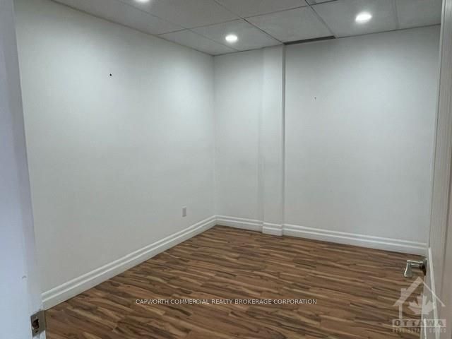 #101 & 105 - 722 Pitt Street Property Photo 12