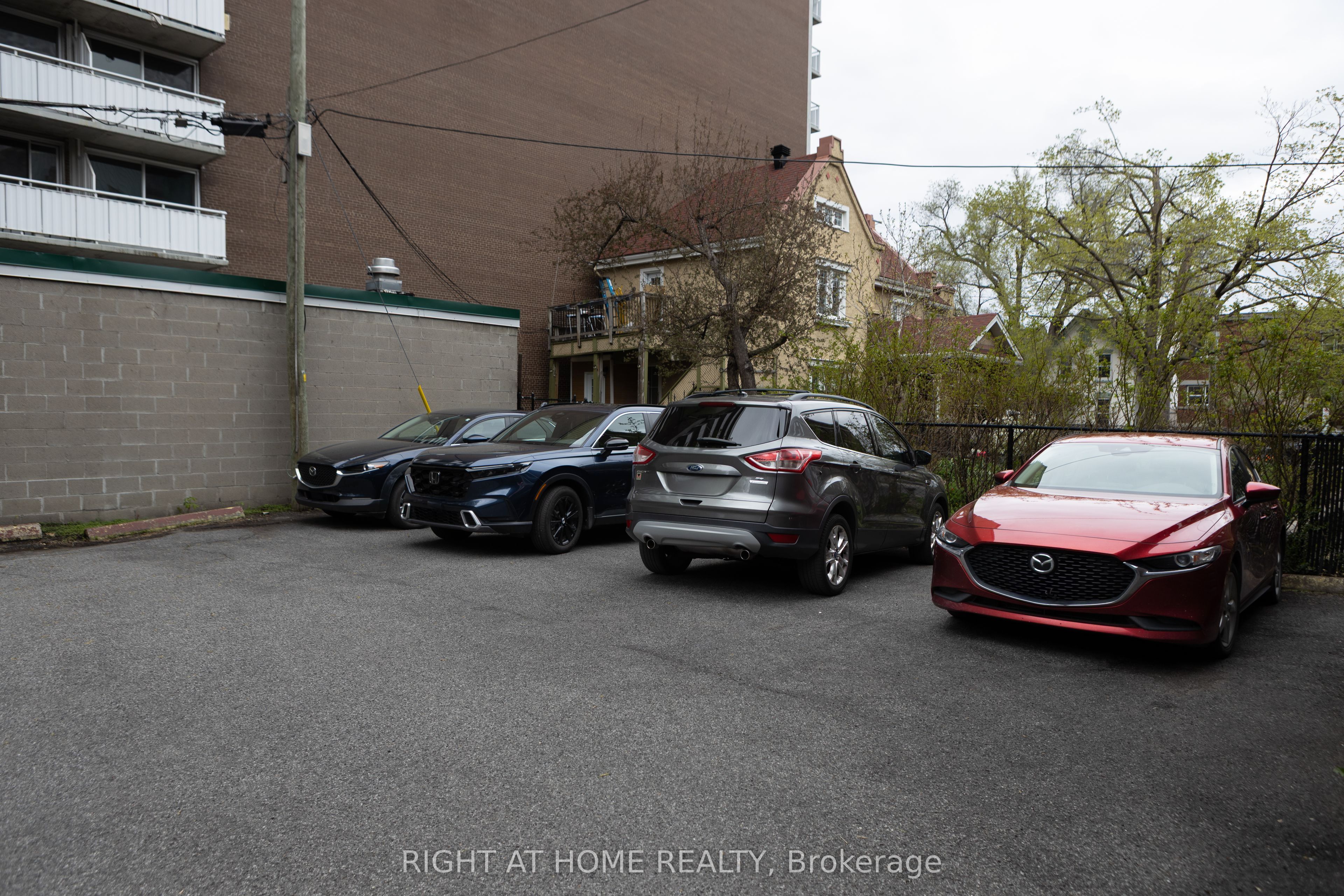 249 Mcleod Street Property Photo 11