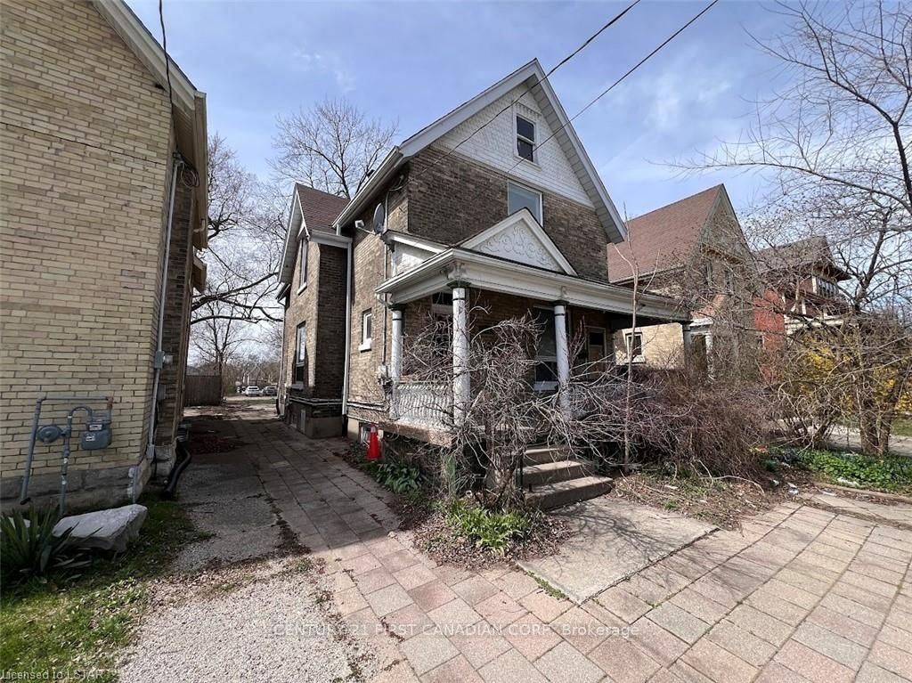 763 Colborne Street Property Photo 1