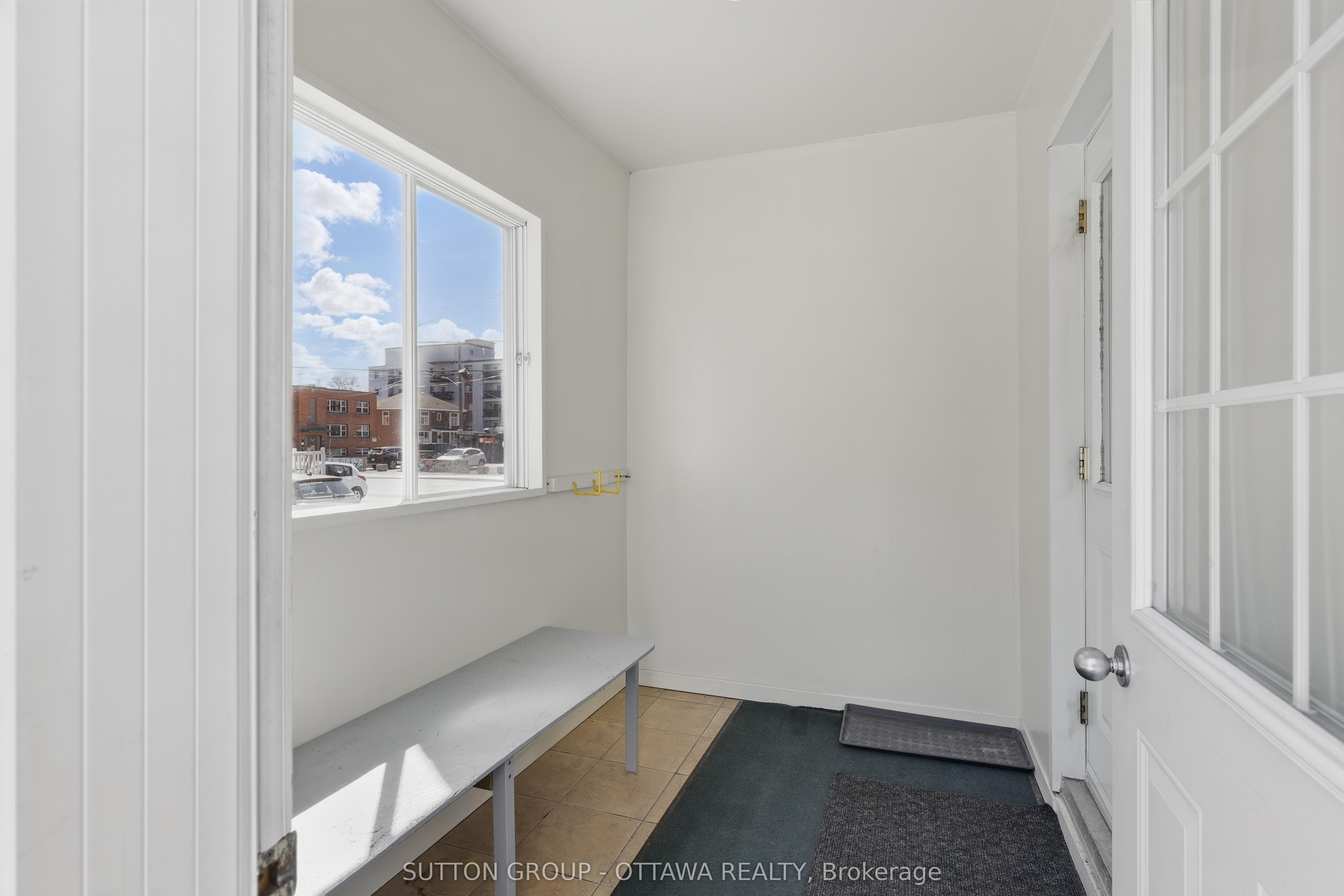 265 Parkdale Avenue Property Photo 6