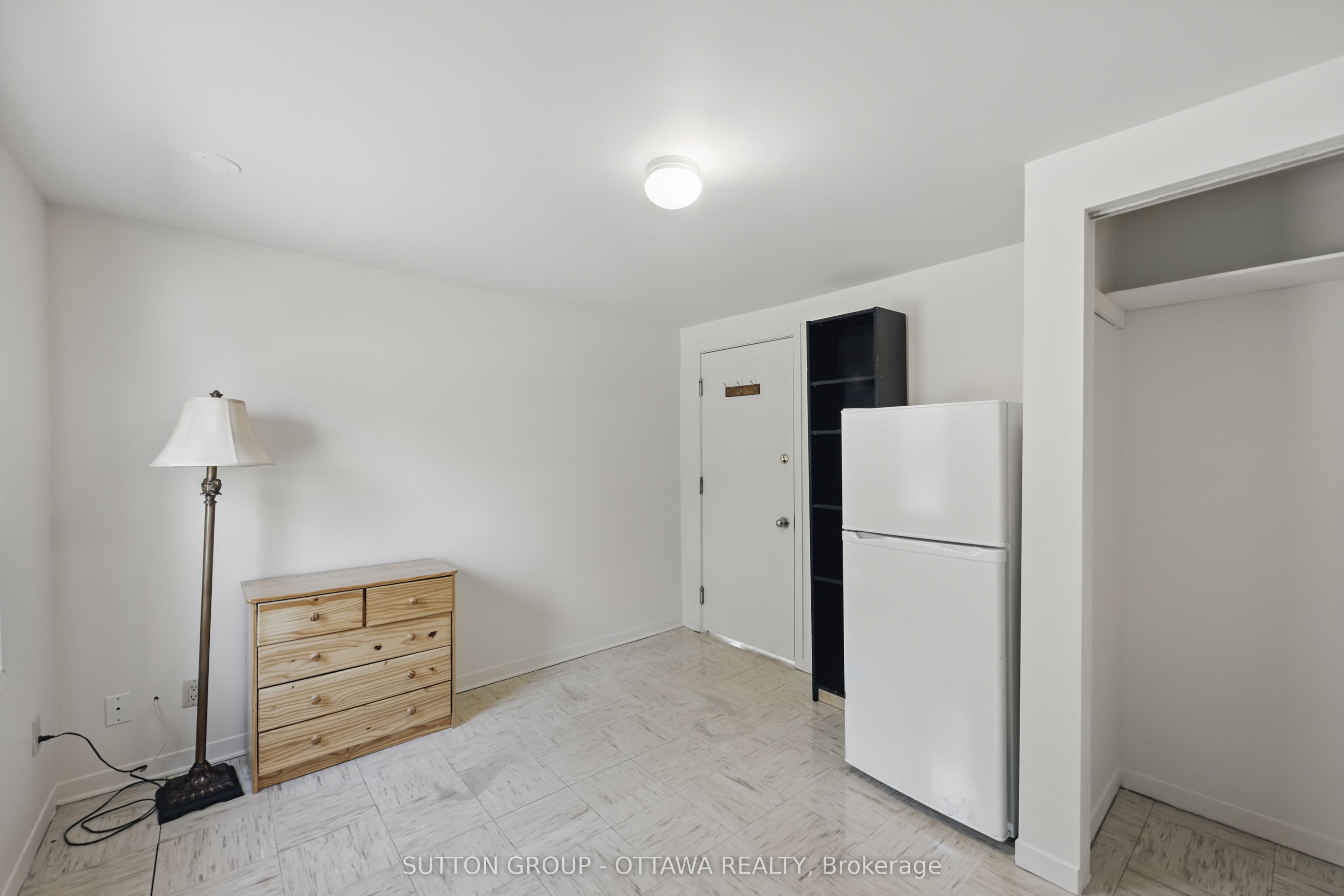 265 Parkdale Avenue Property Photo 7
