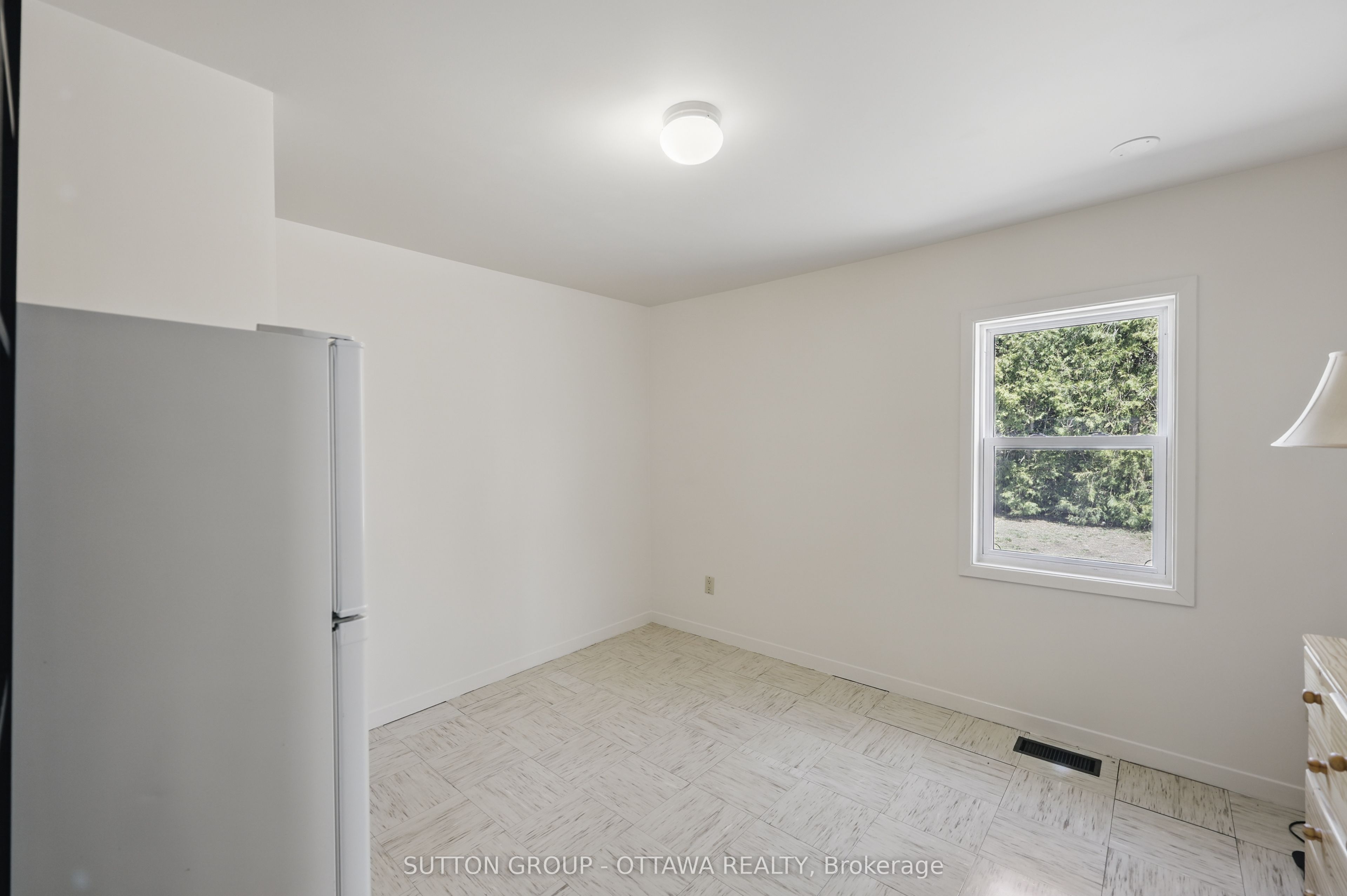 265 Parkdale Avenue Property Photo 8