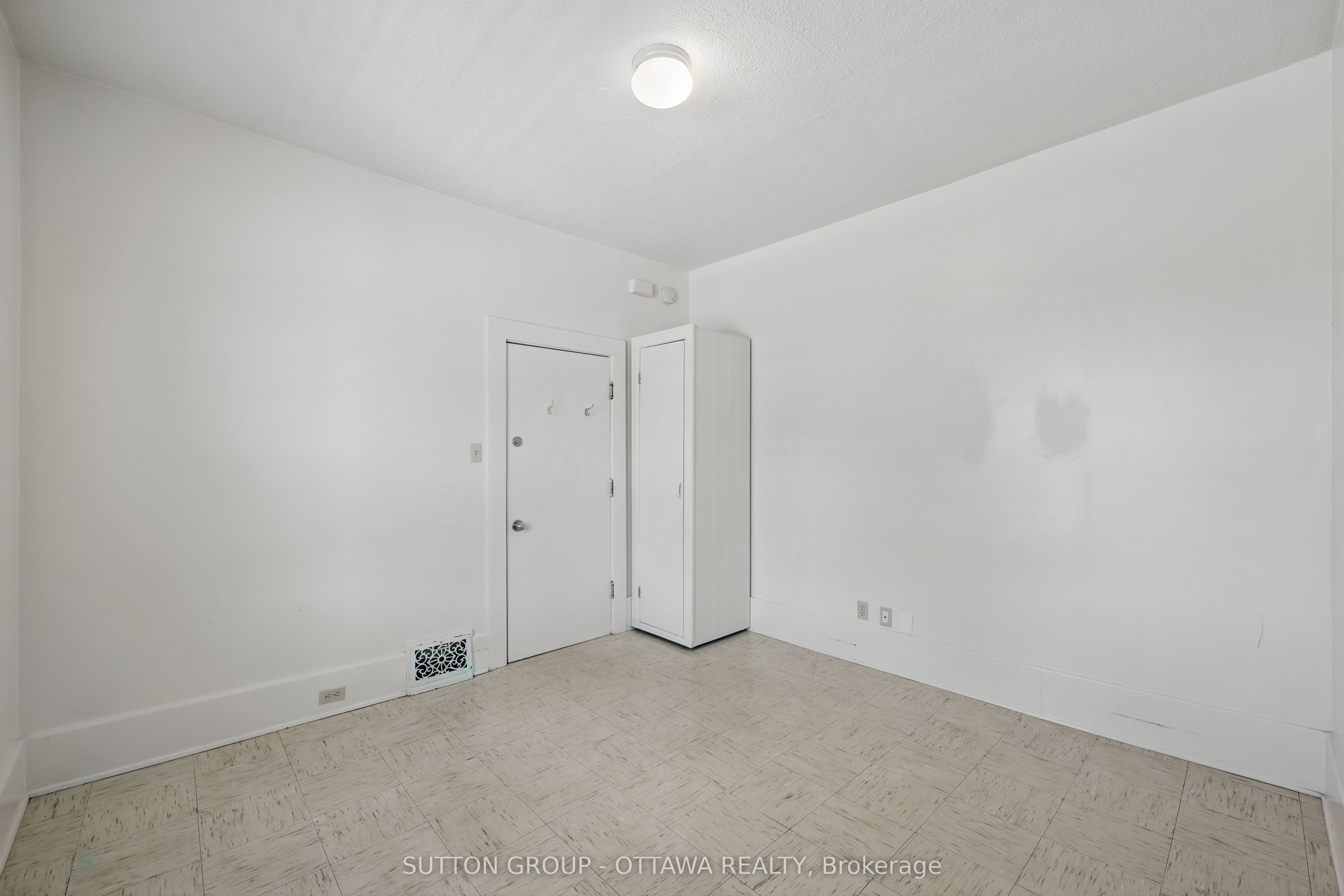 265 Parkdale Avenue Property Photo 15