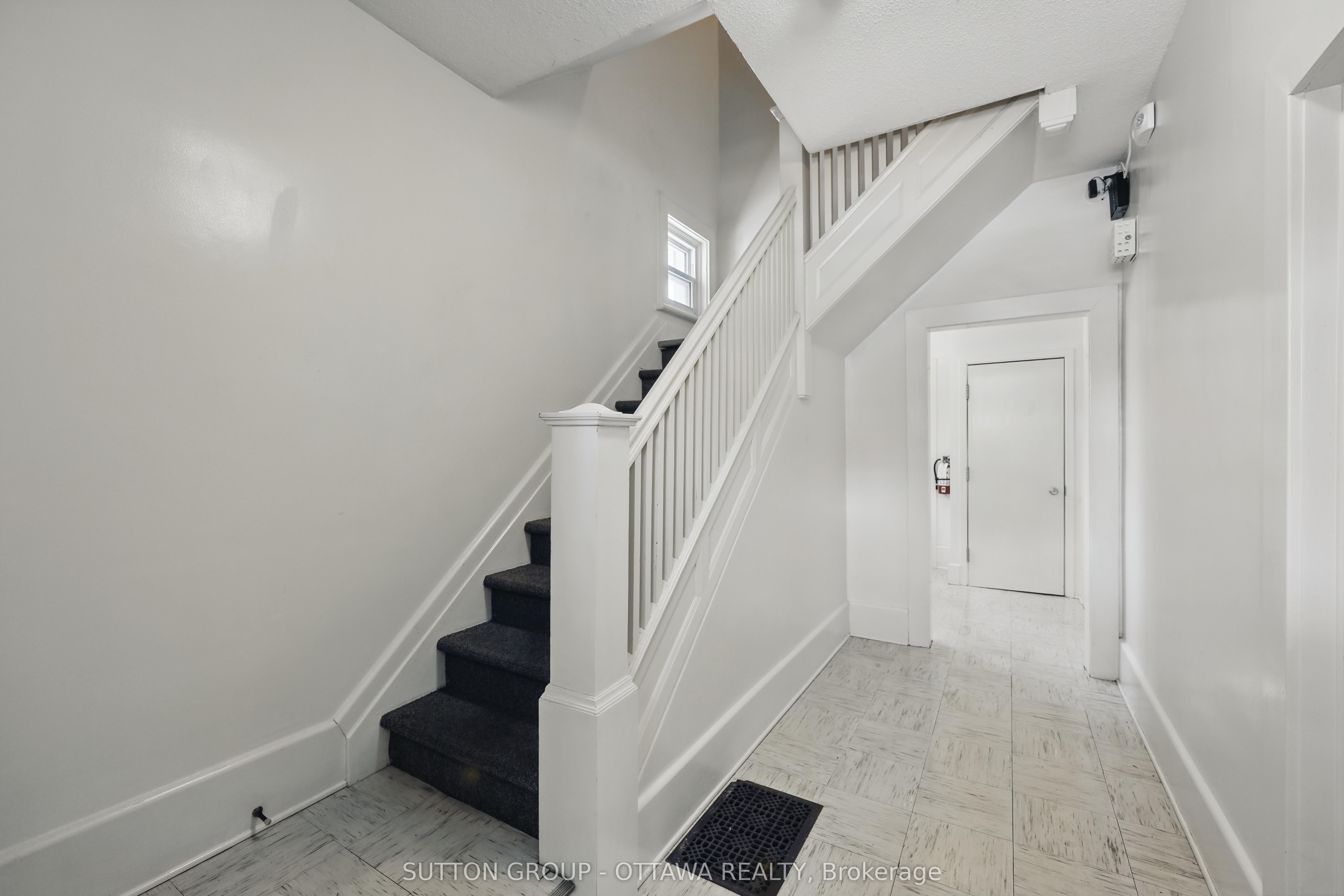 265 Parkdale Avenue Property Photo 16